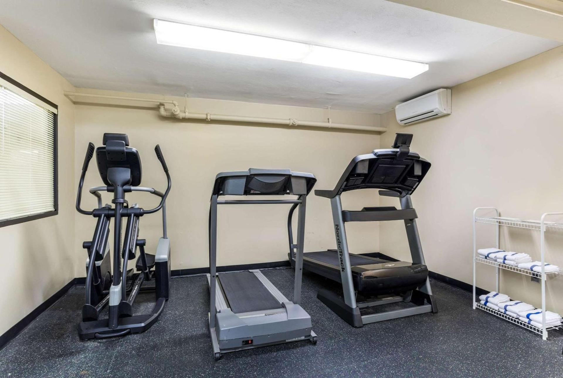 Traditions Hotel & Spa Johnson City - Binghamton, an Ascend Collection Hotel photo 52