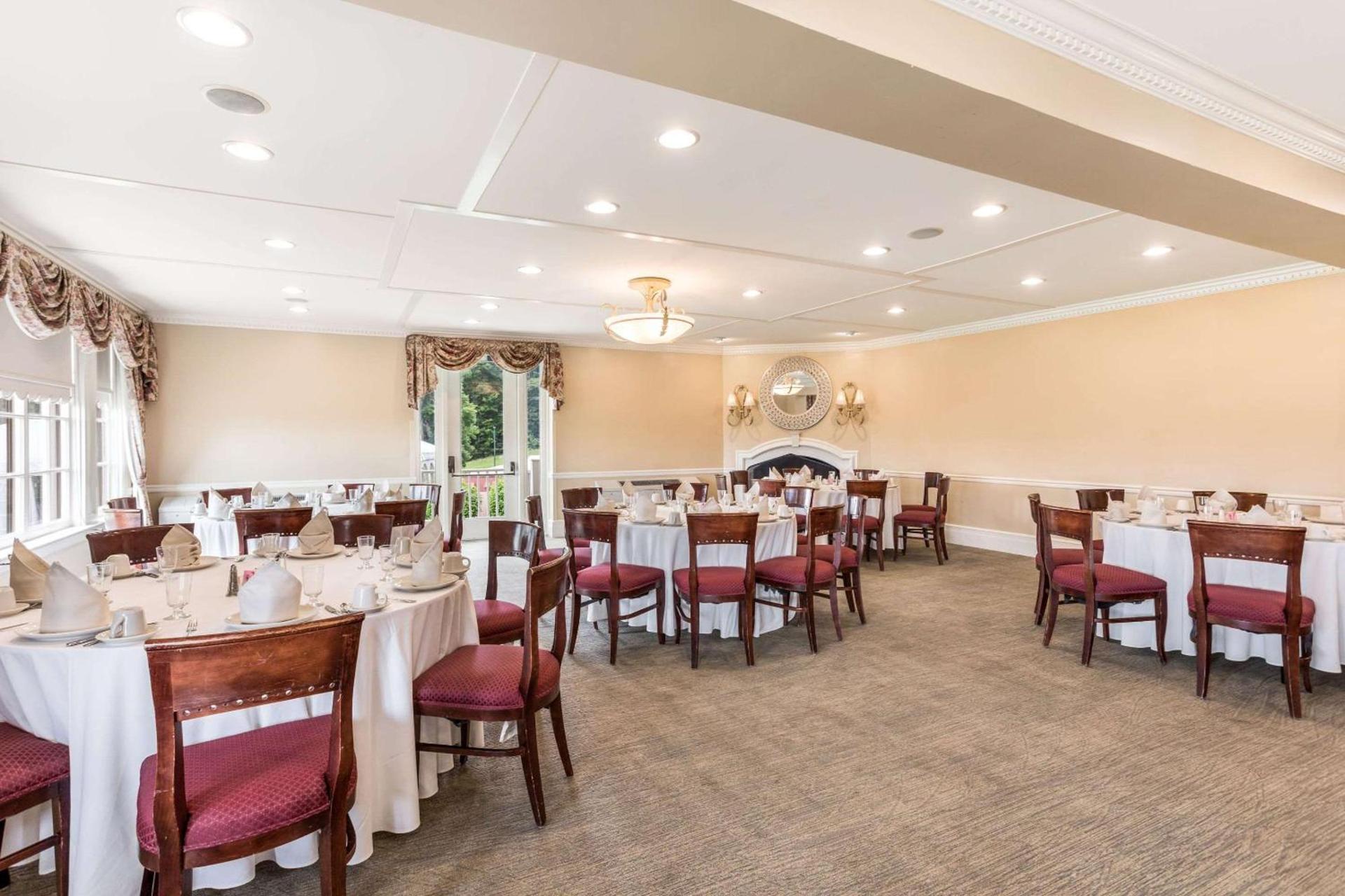 Traditions Hotel & Spa Johnson City - Binghamton, an Ascend Collection Hotel photo 62