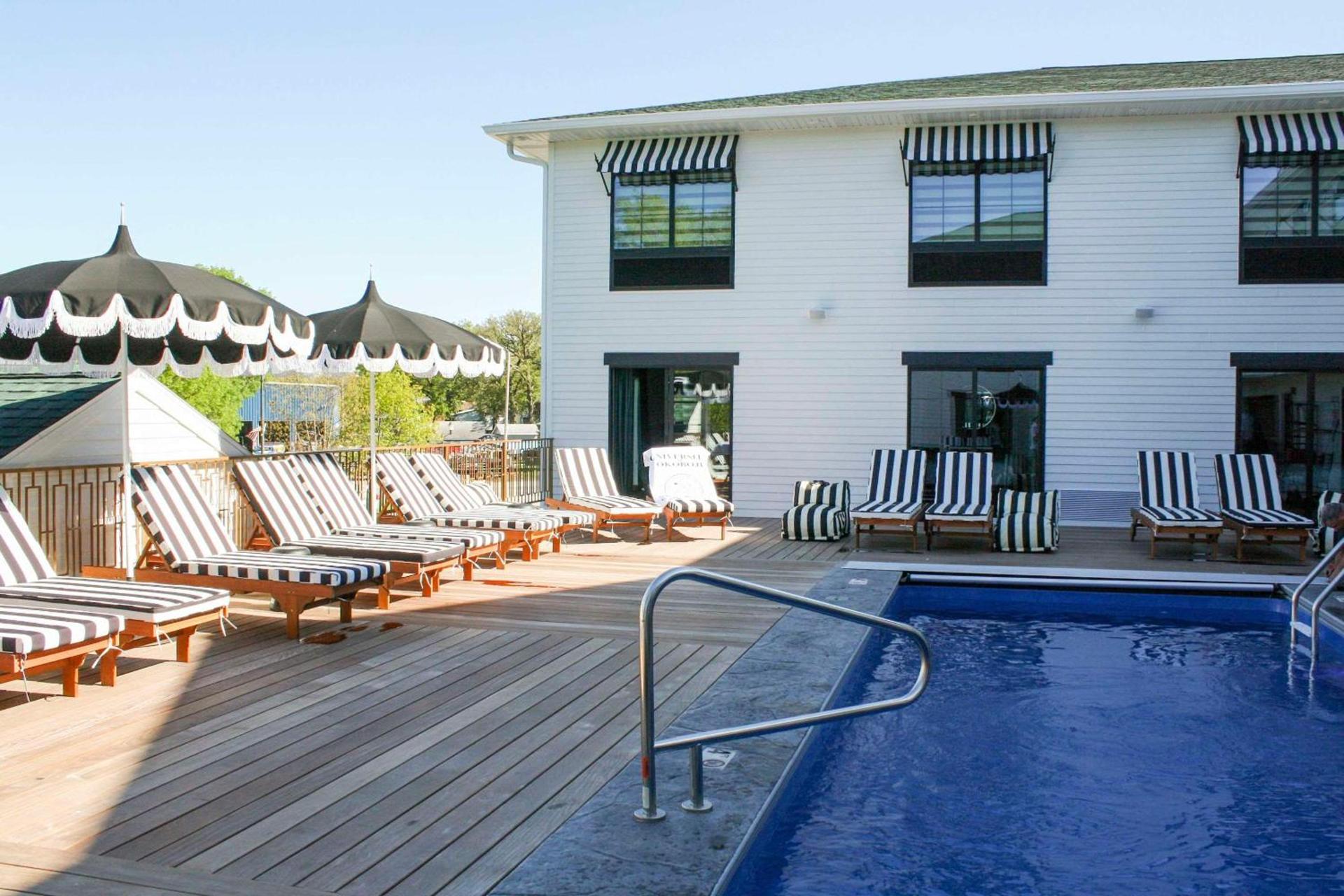 The Inn Hotel Lake Okoboji, an Ascend Collection Hotel photo 2