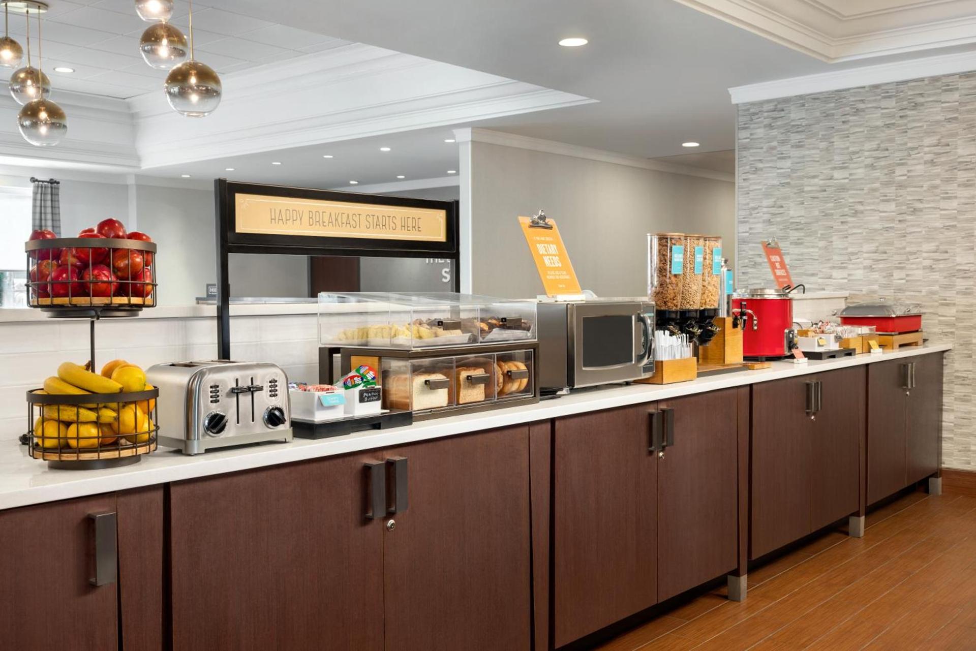 Hampton Inn by Hilton Boston/Cambridge photo 35