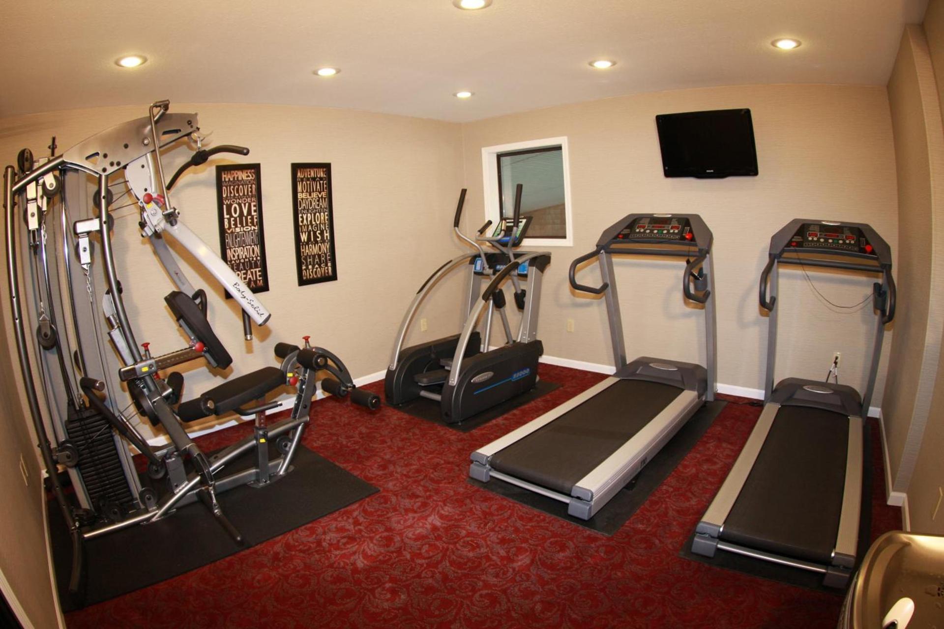 Budget Host Inn & Suites photo 4