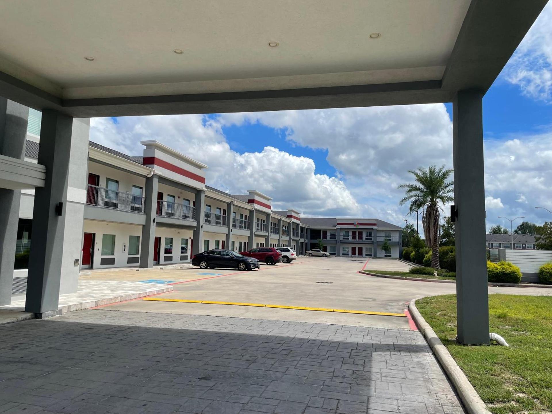 Express Inn - Richey photo 3