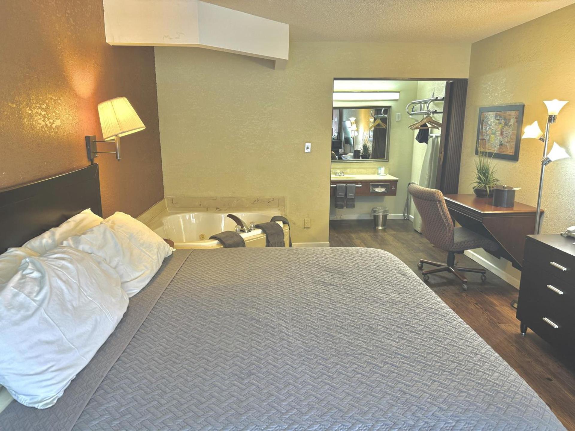 Eureka Springs Heritage Motel photo 22
