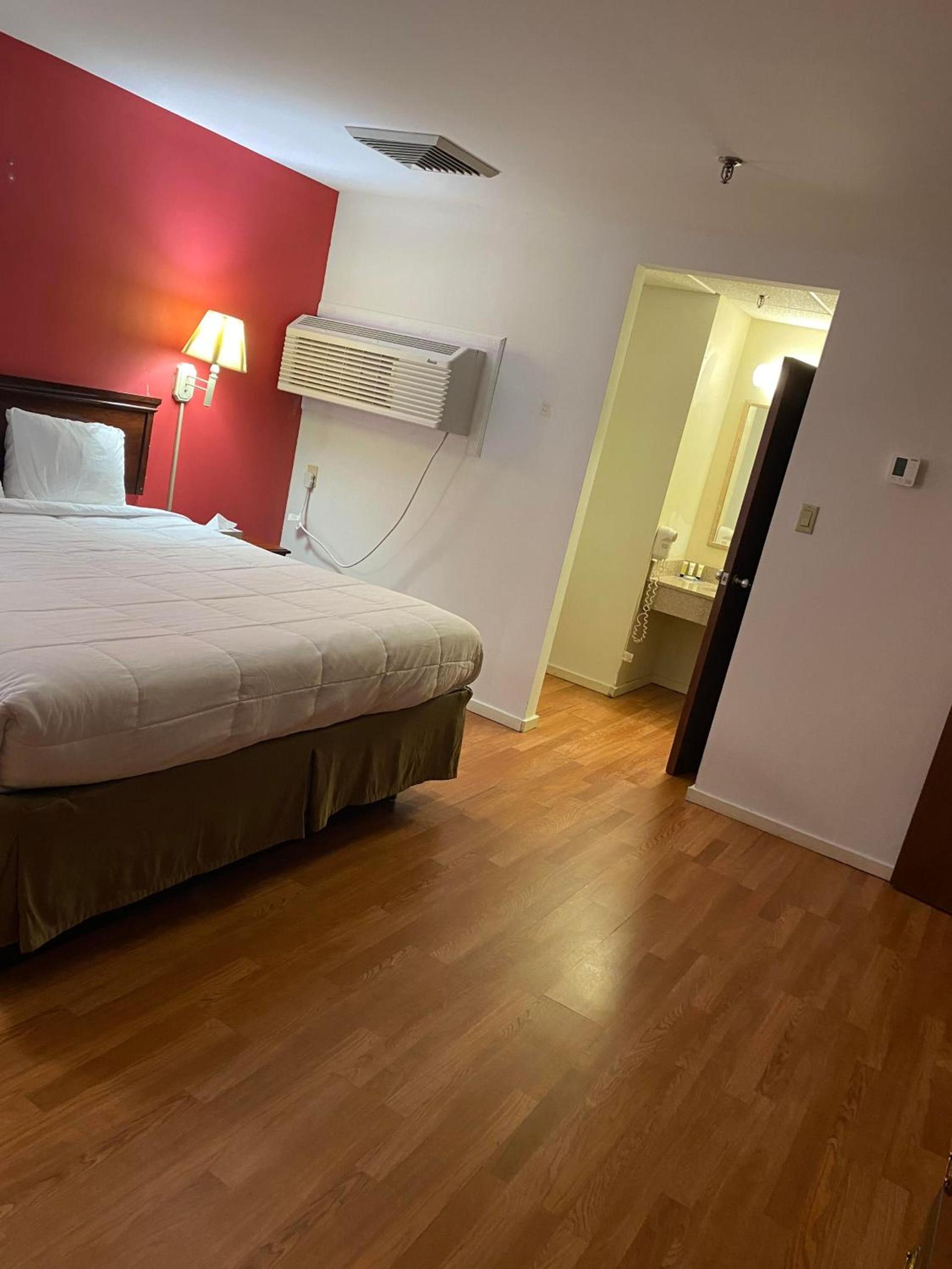 Pottsville Hotel photo 34