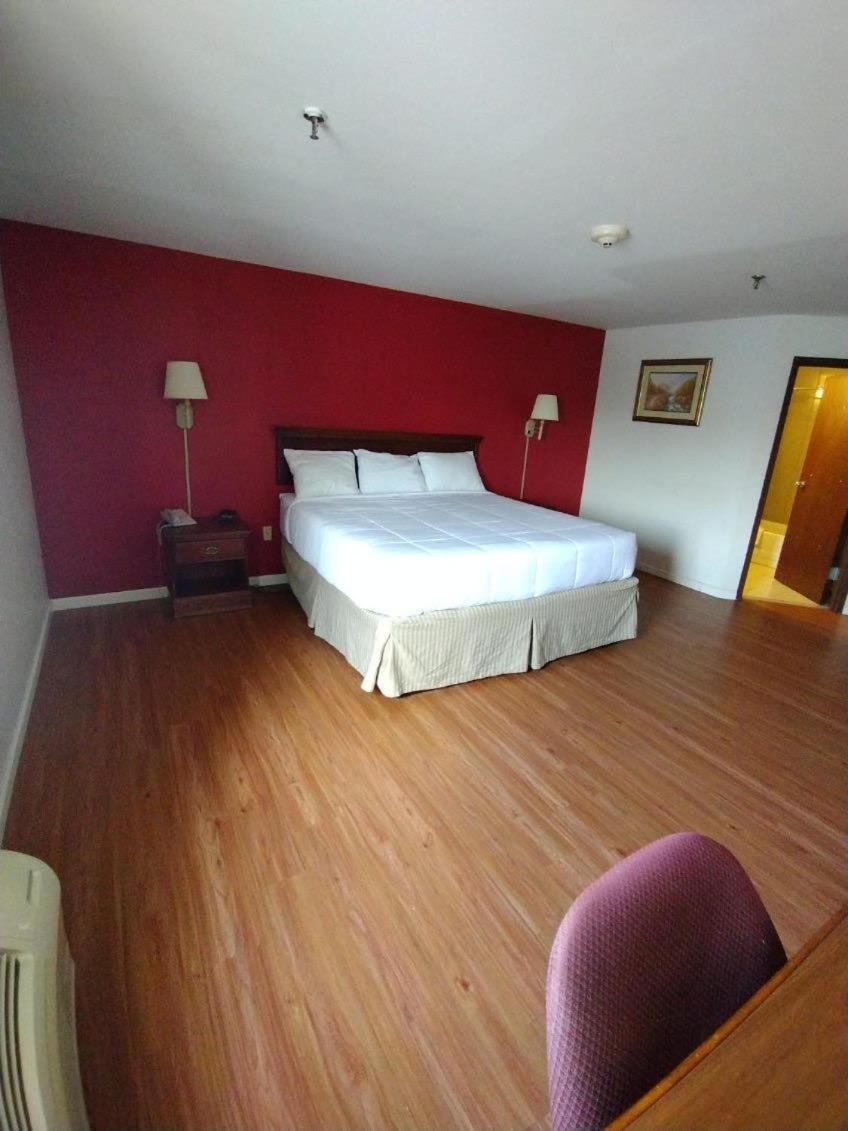 Pottsville Hotel photo 8