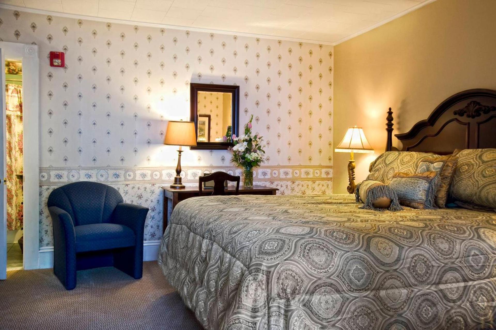 Bar Harbor Manor photo 71