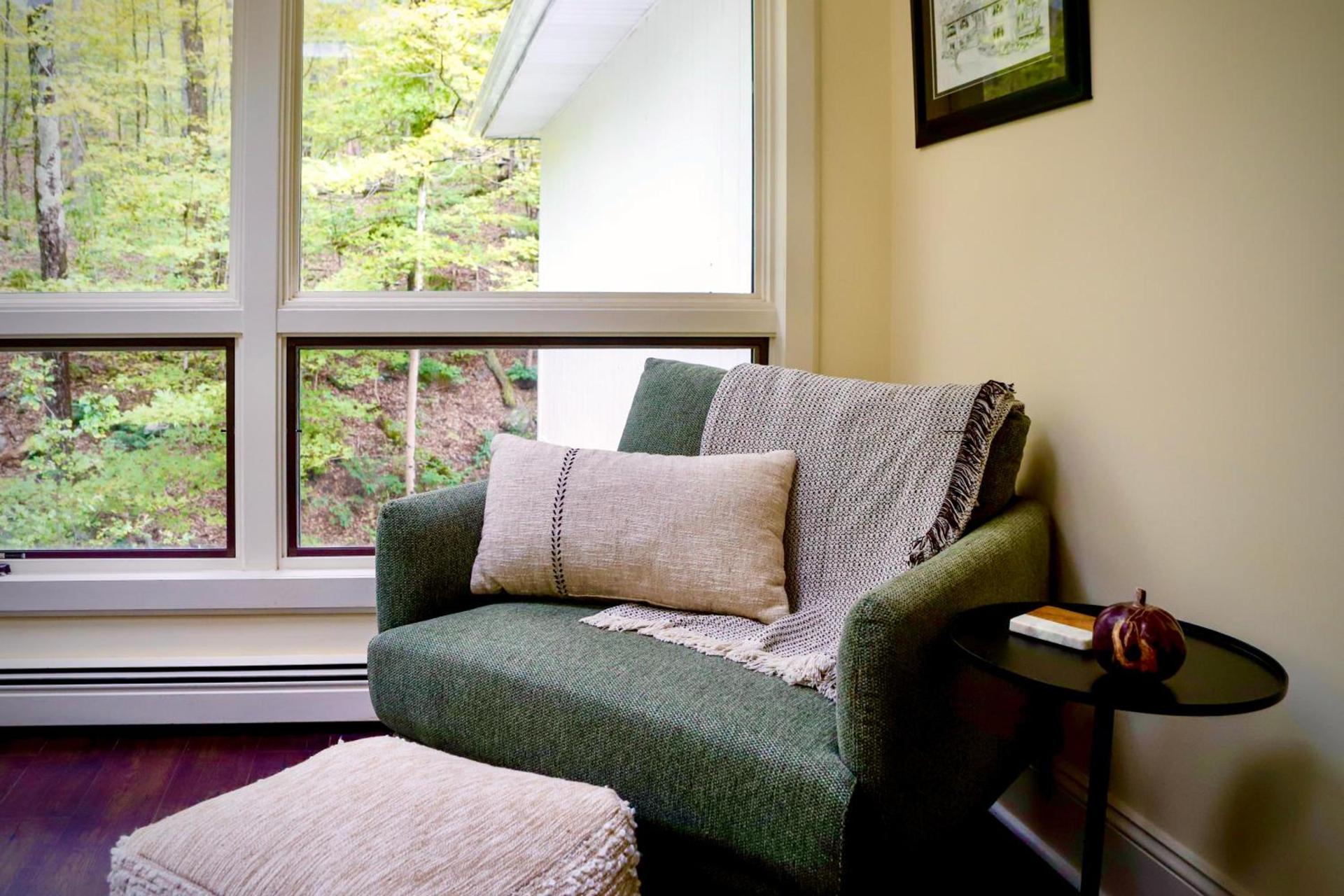 The Harlow House photo 6