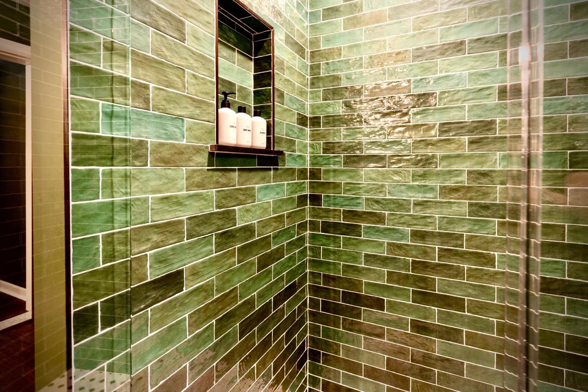 The Harlow House photo 10