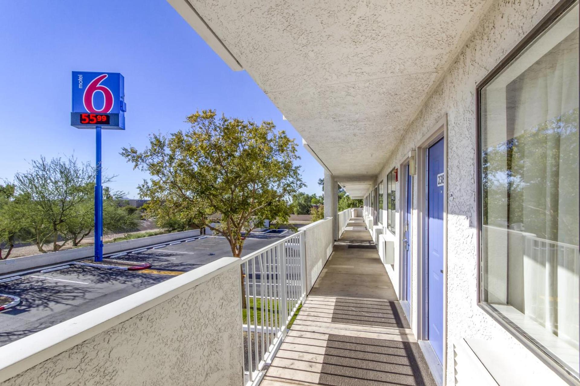 Motel 6-Phoenix, AZ - West photo 5