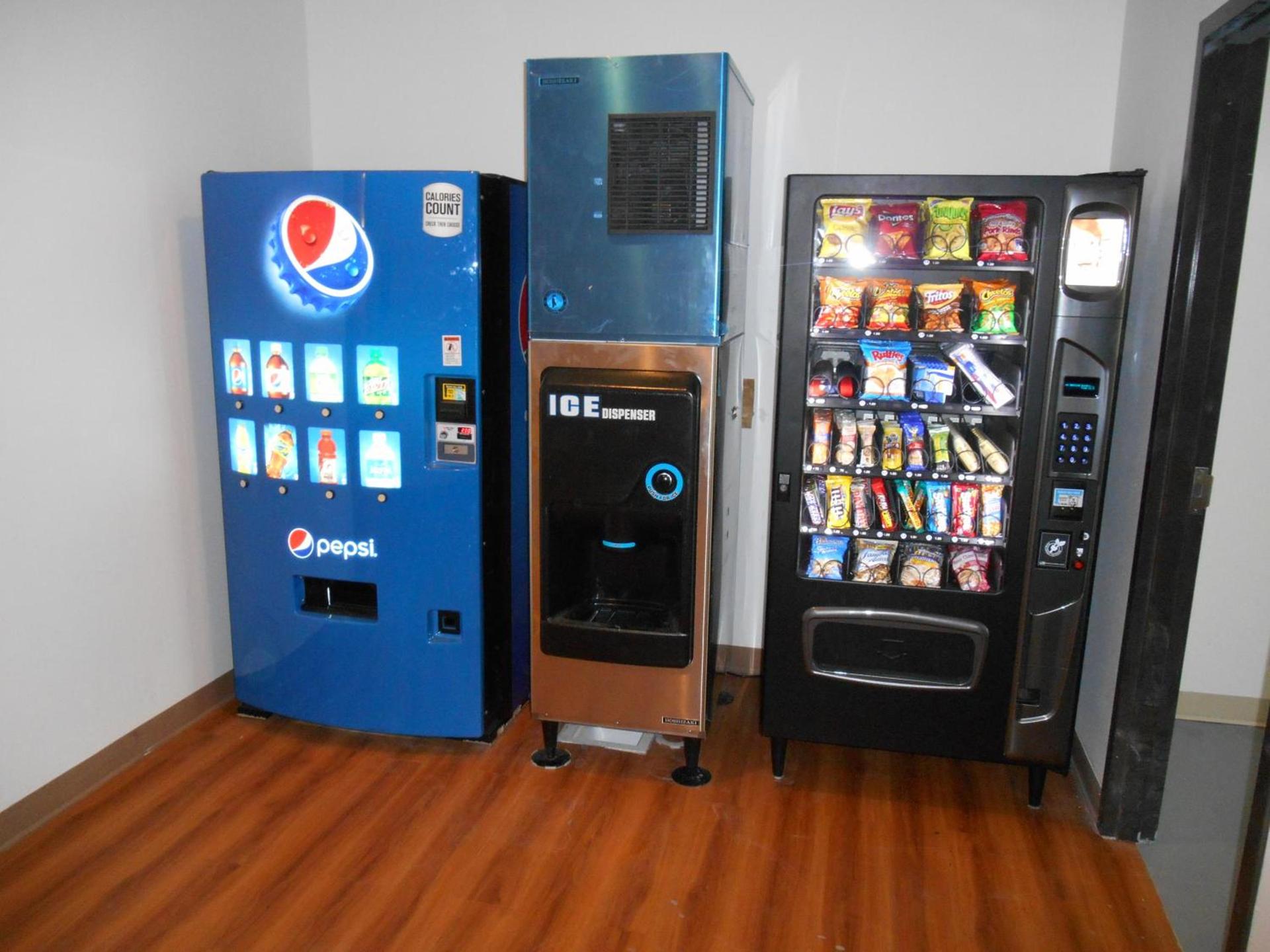 Motel 6-Jourdanton, TX photo 39