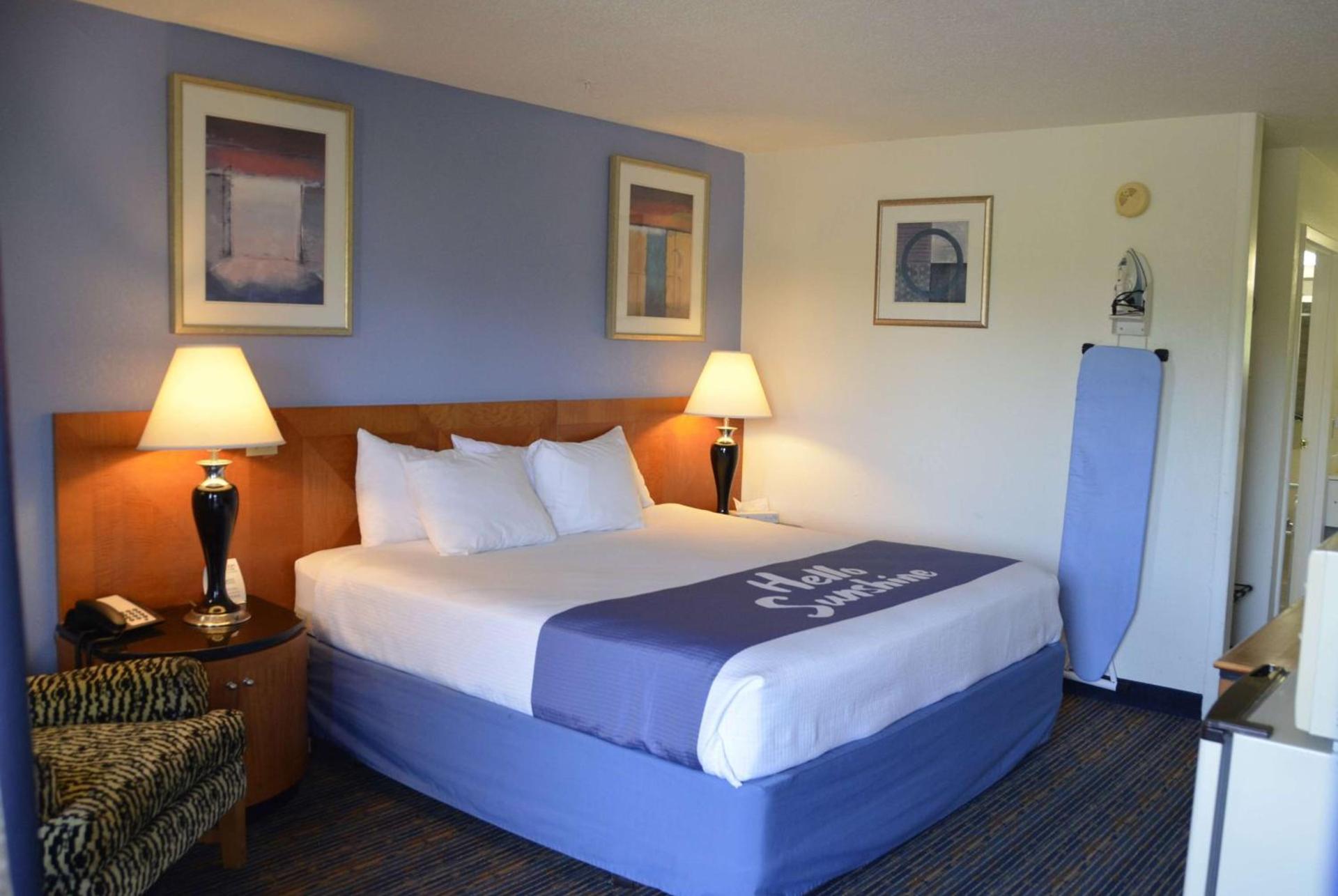 Days Inn by Wyndham Luray Shenandoah photo 15