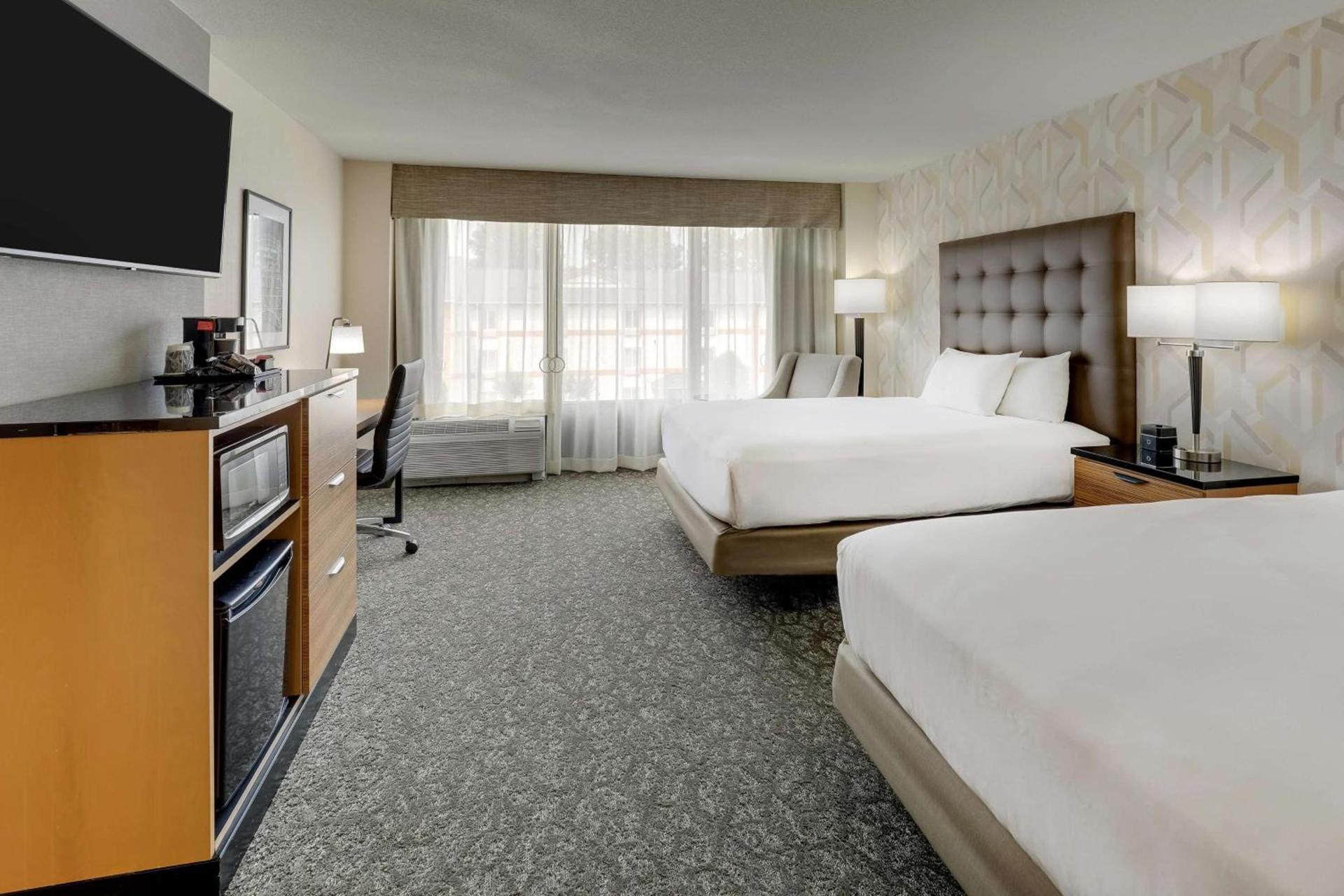 Drury Inn & Suites Birmingham Lakeshore Drive photo 41