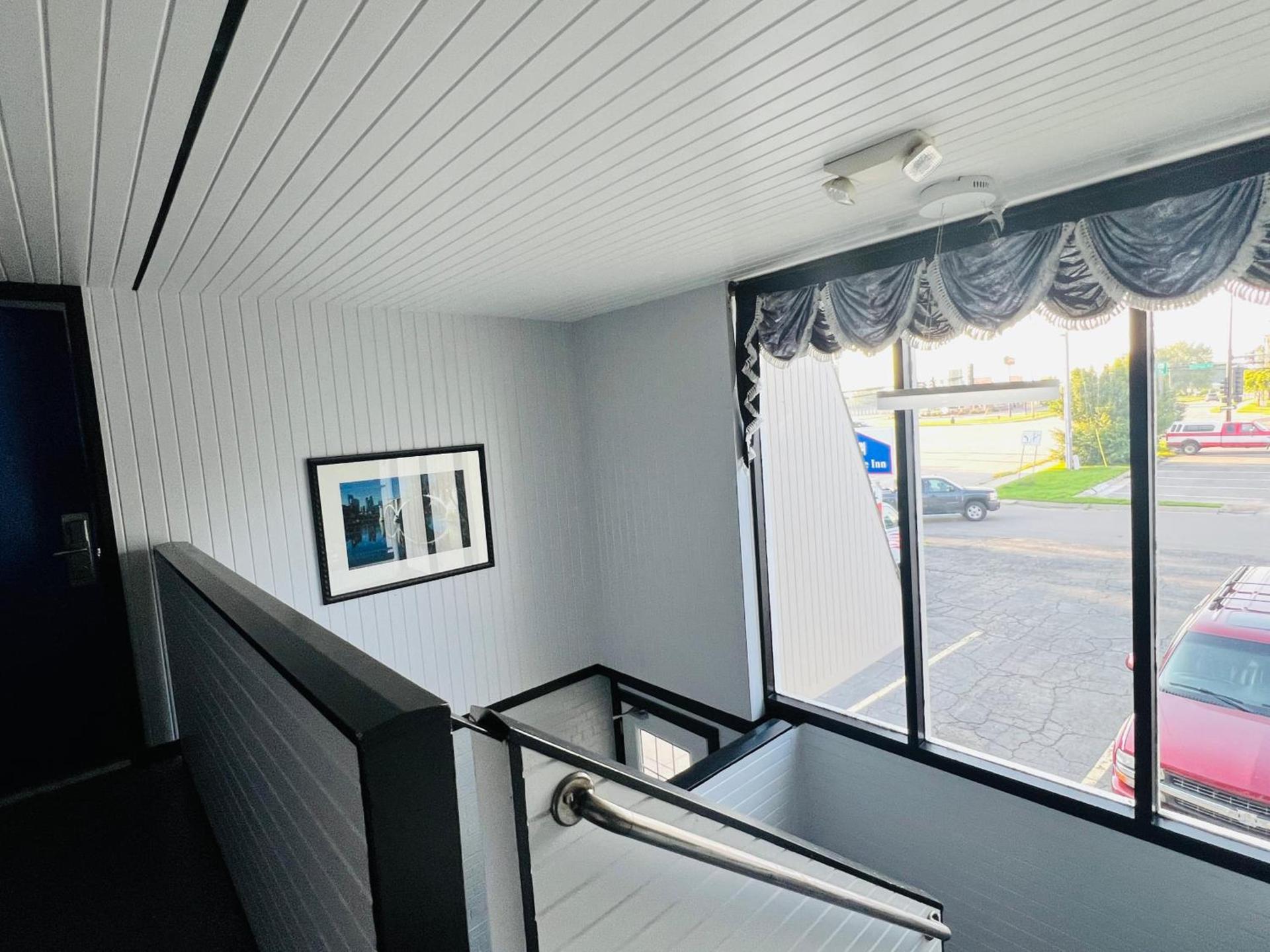 Executive Inn Owatonna Hwy 35 photo 34