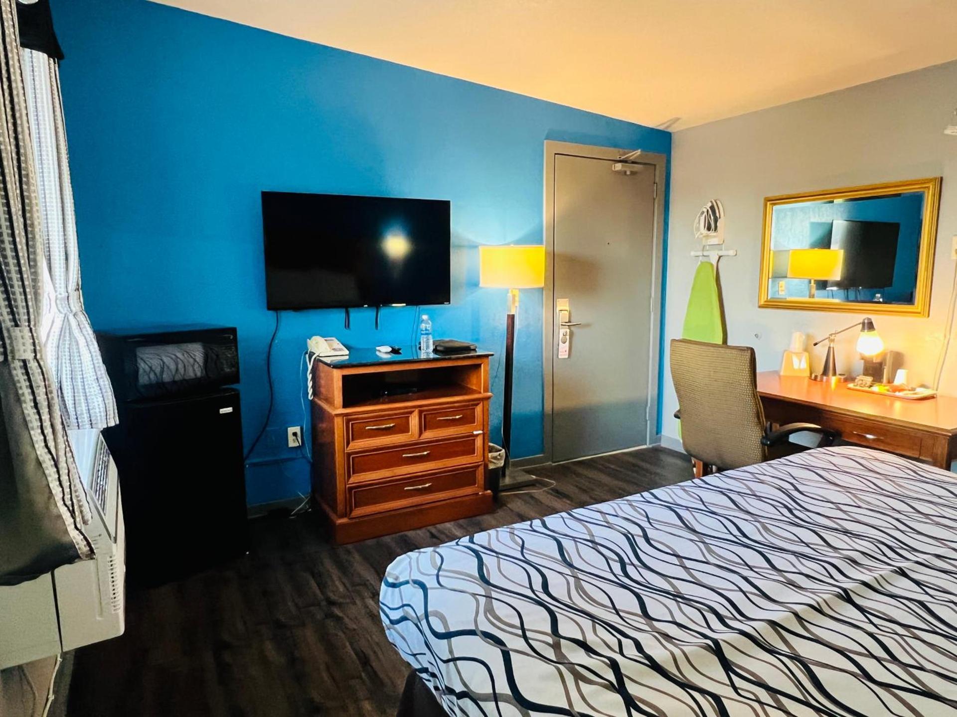 Executive Inn Owatonna Hwy 35 photo 87