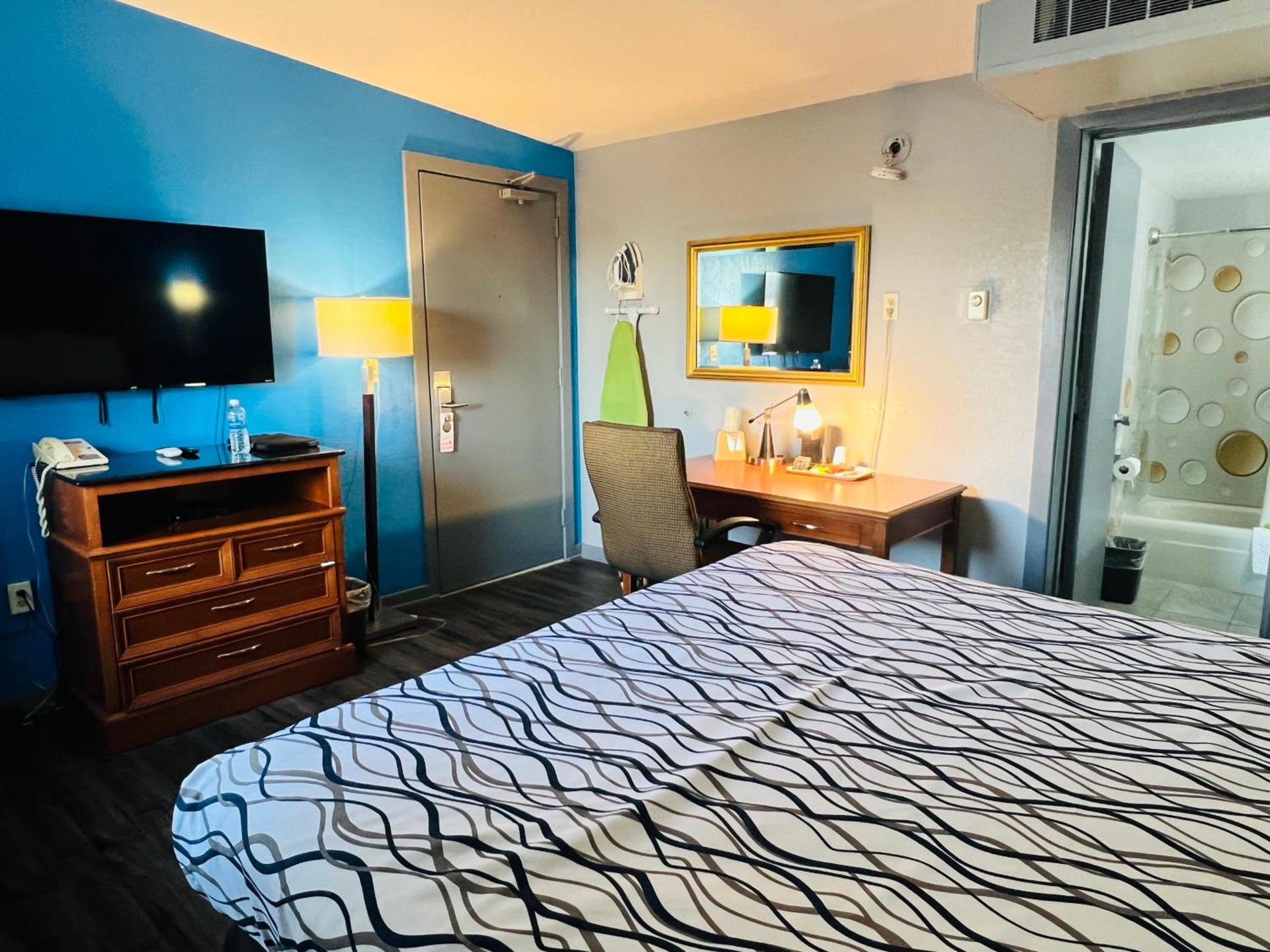 Executive Inn Owatonna Hwy 35 photo 83
