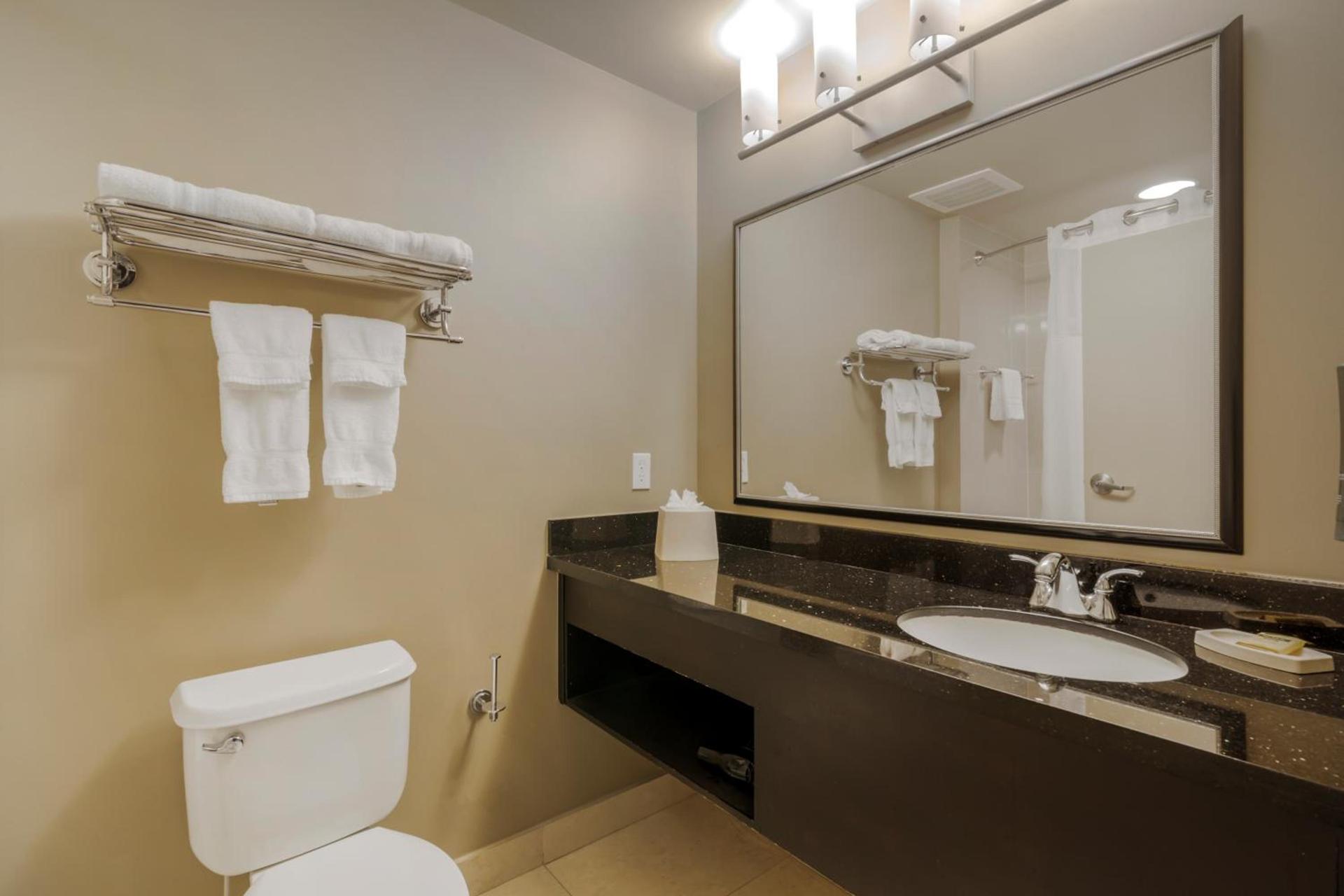 Best Western Plus Miami Airport North Hotel & Suites photo 31