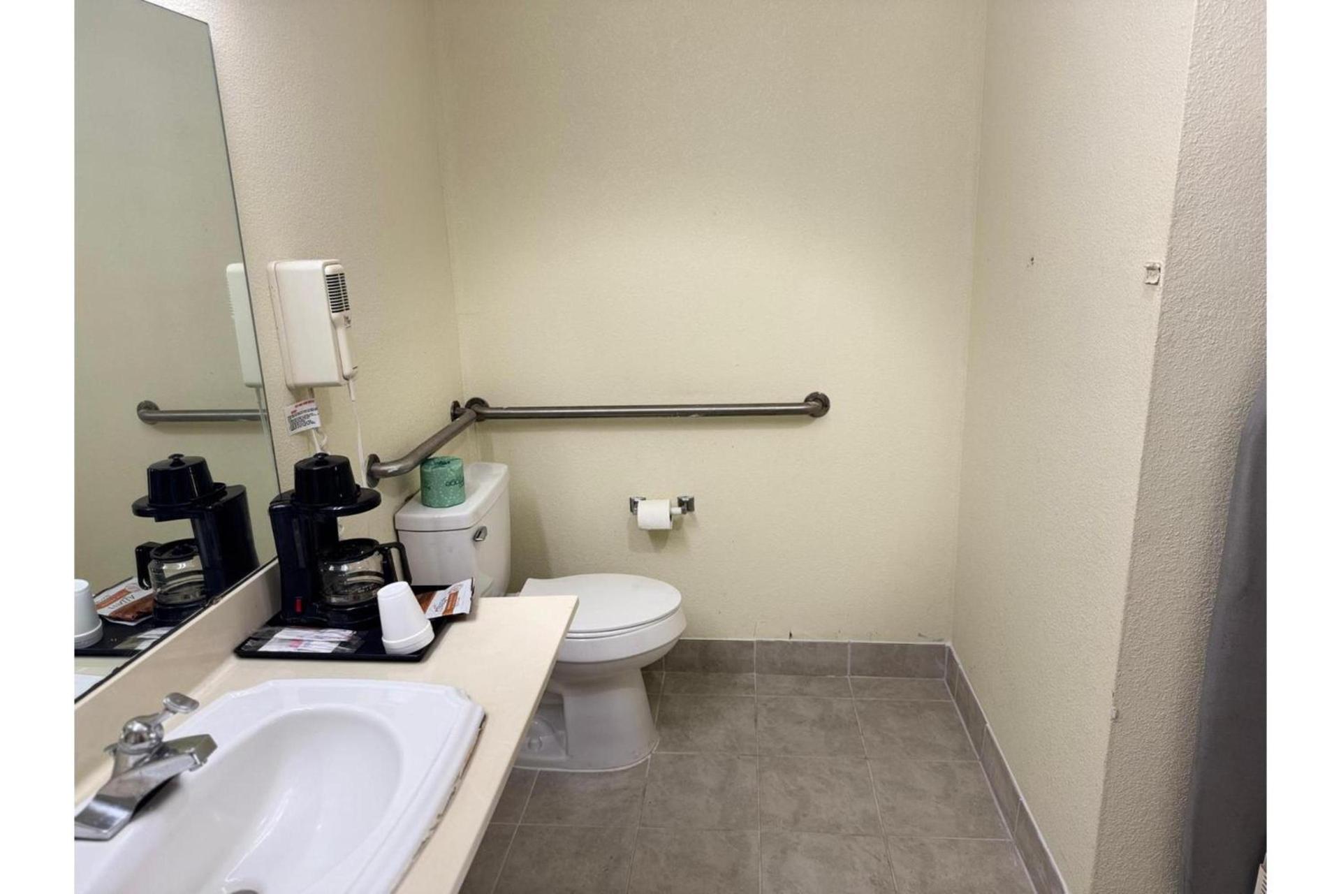 Budget Inn By Belvilla St George I-95 photo 22
