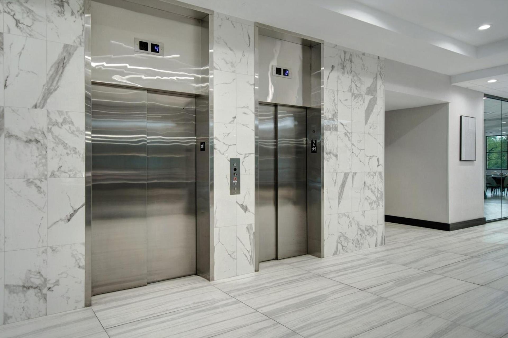 Crowne Plaza Auburn Hills by IHG photo 72