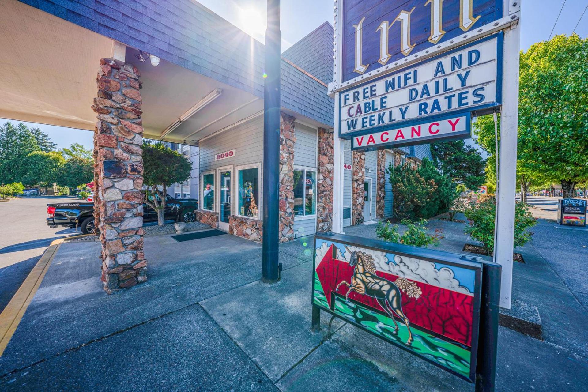 Unicorn Inn by OYO Portland photo 6