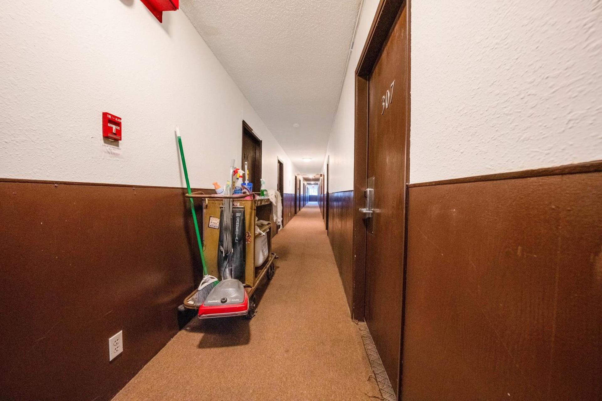 Unicorn Inn by OYO Portland photo 15