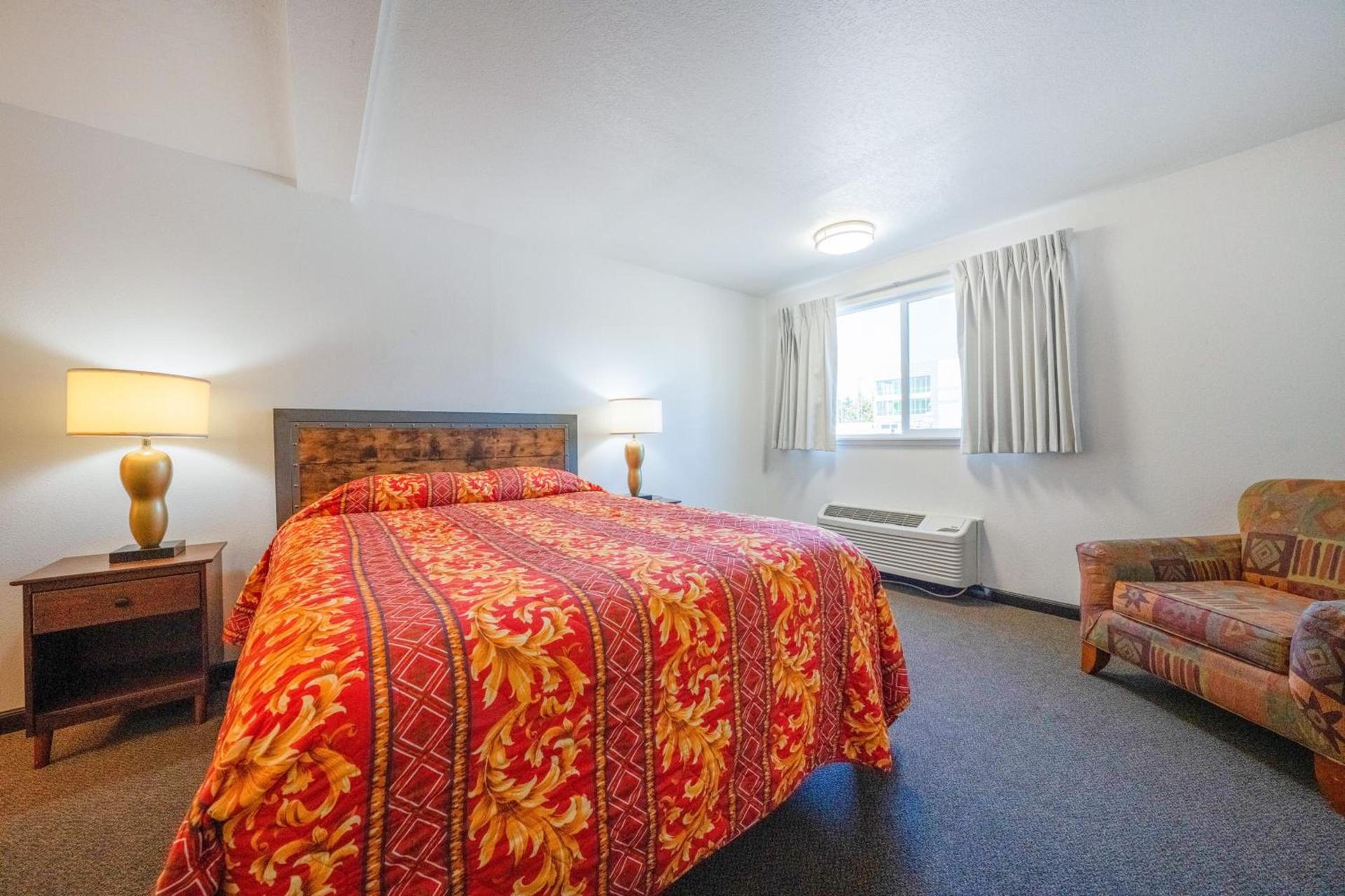 Unicorn Inn by OYO Portland photo 16