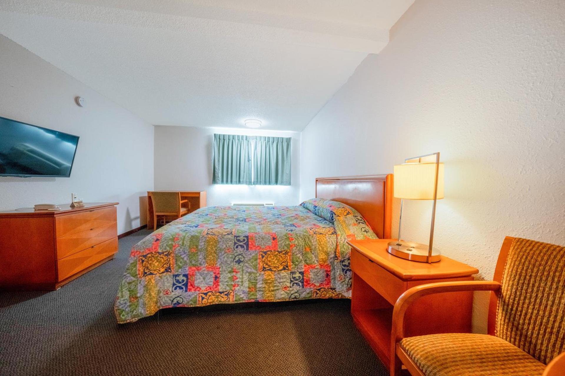 Unicorn Inn by OYO Portland photo 27