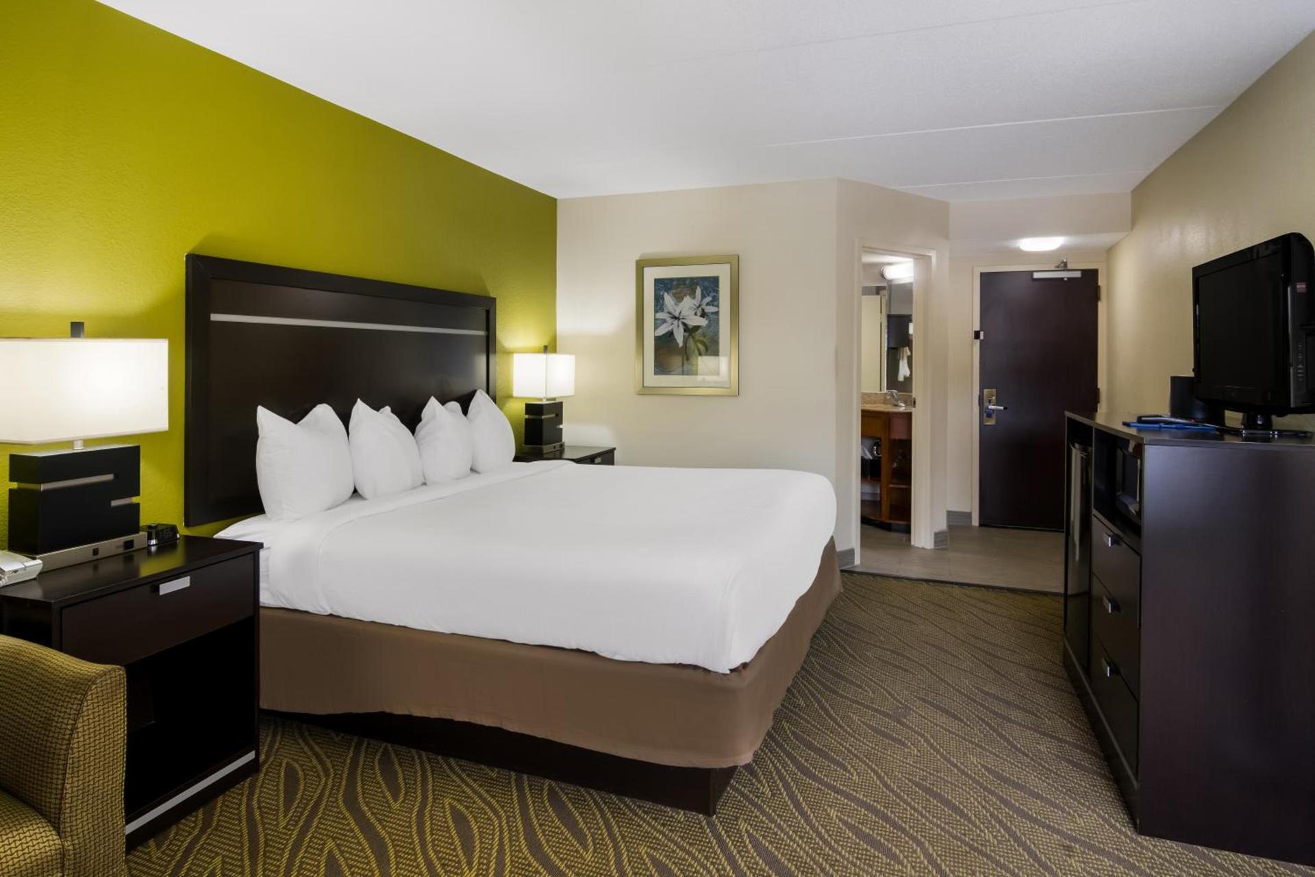 Comfort Inn Cadillac photo 24