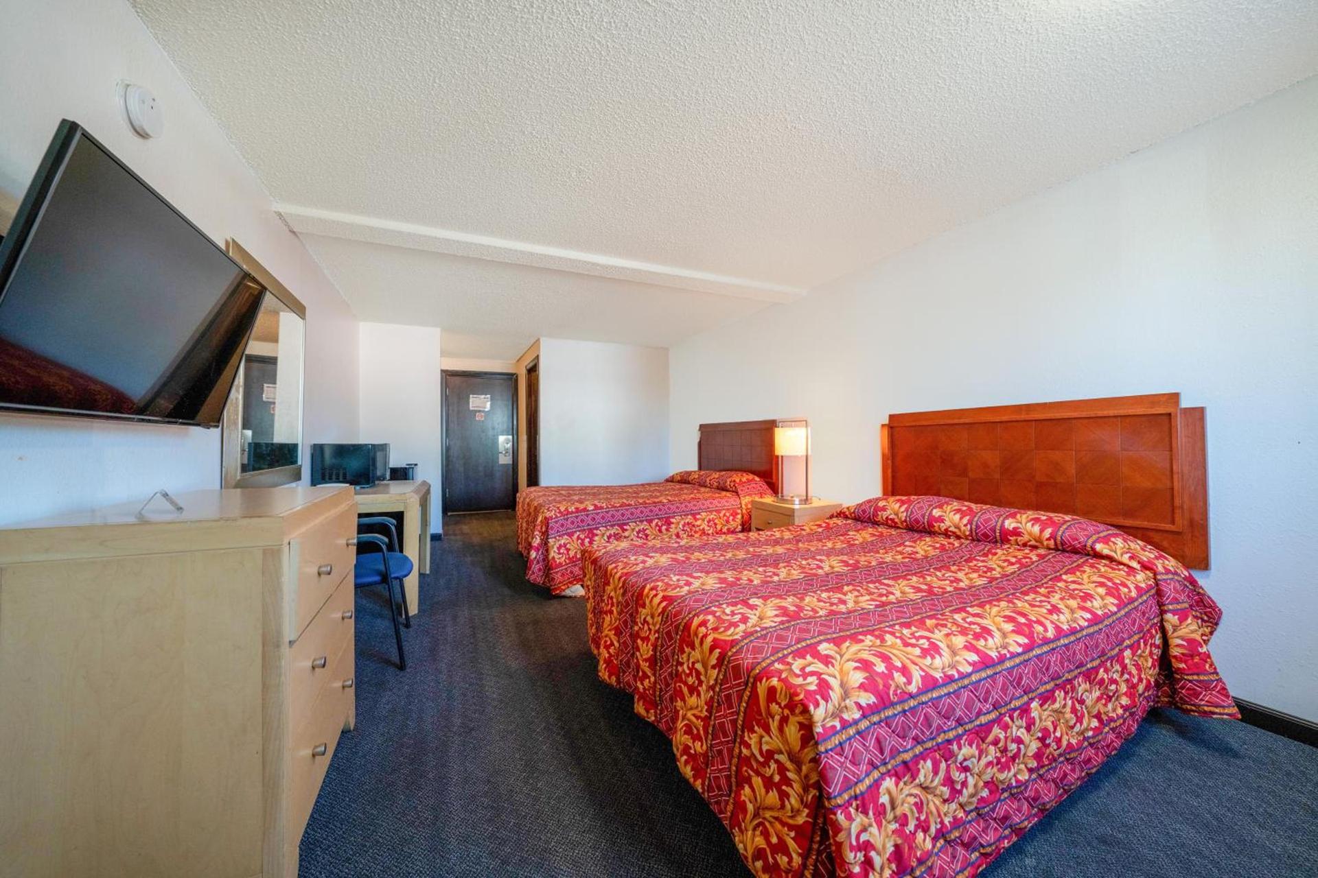 Unicorn Inn by OYO Portland photo 46