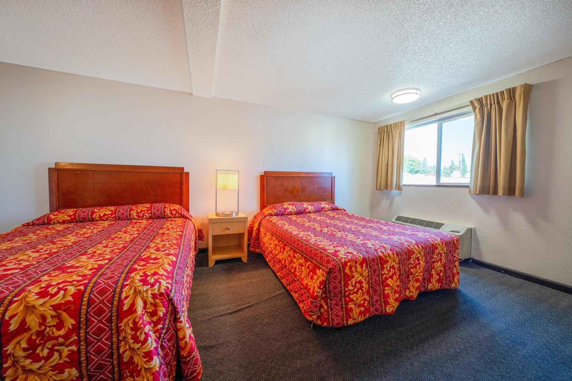 Unicorn Inn by OYO Portland photo 45