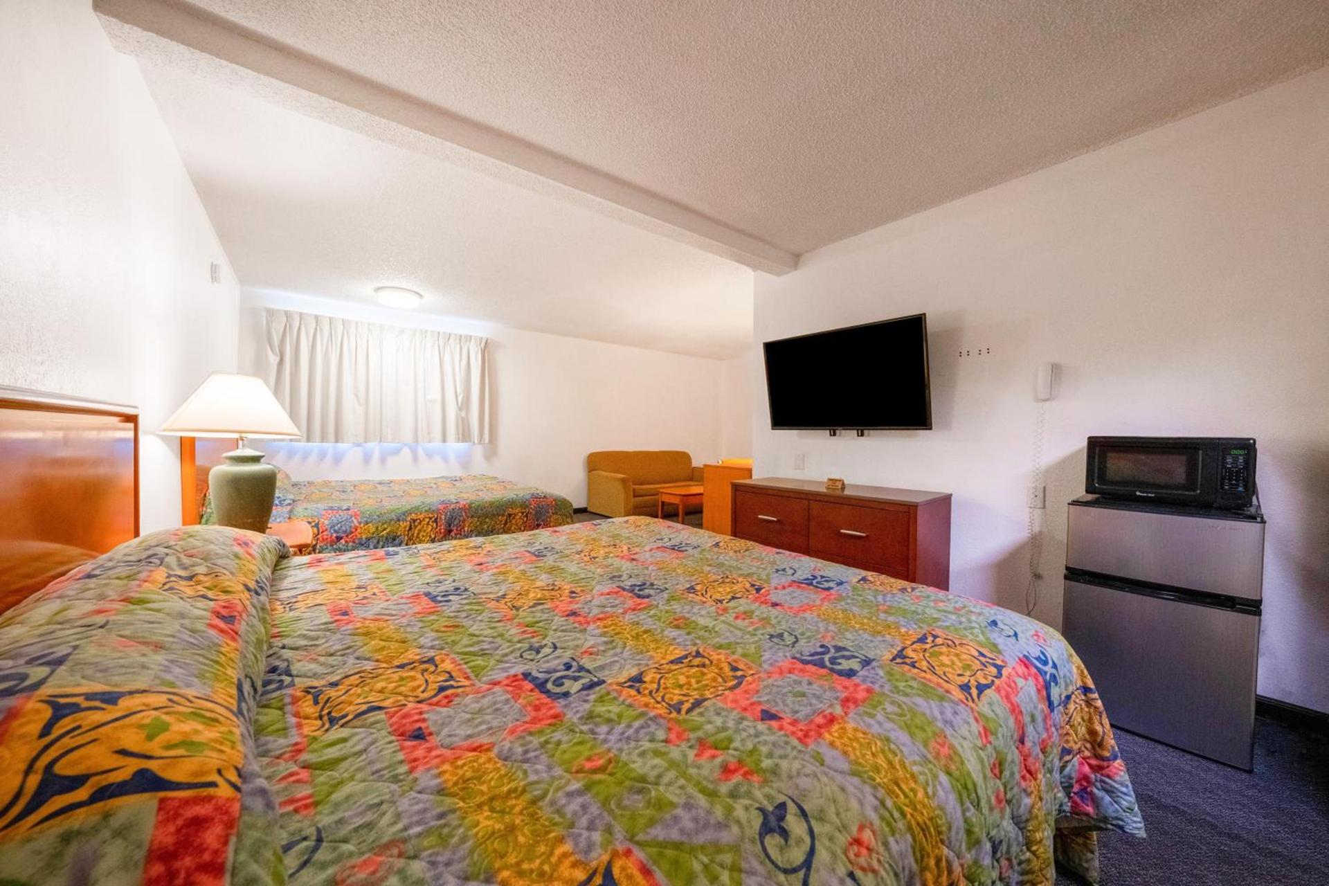 Unicorn Inn by OYO Portland photo 48