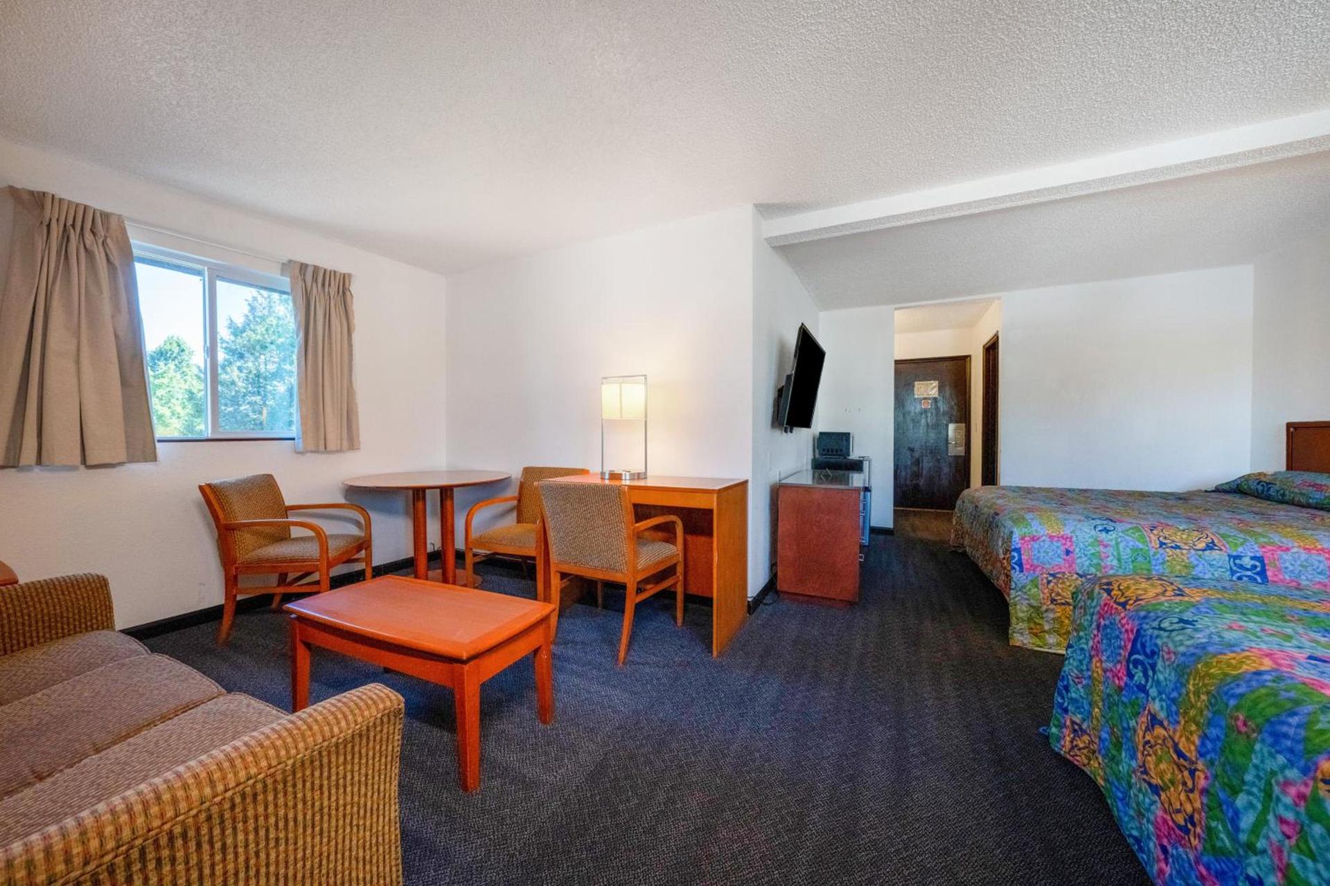 Unicorn Inn by OYO Portland photo 55