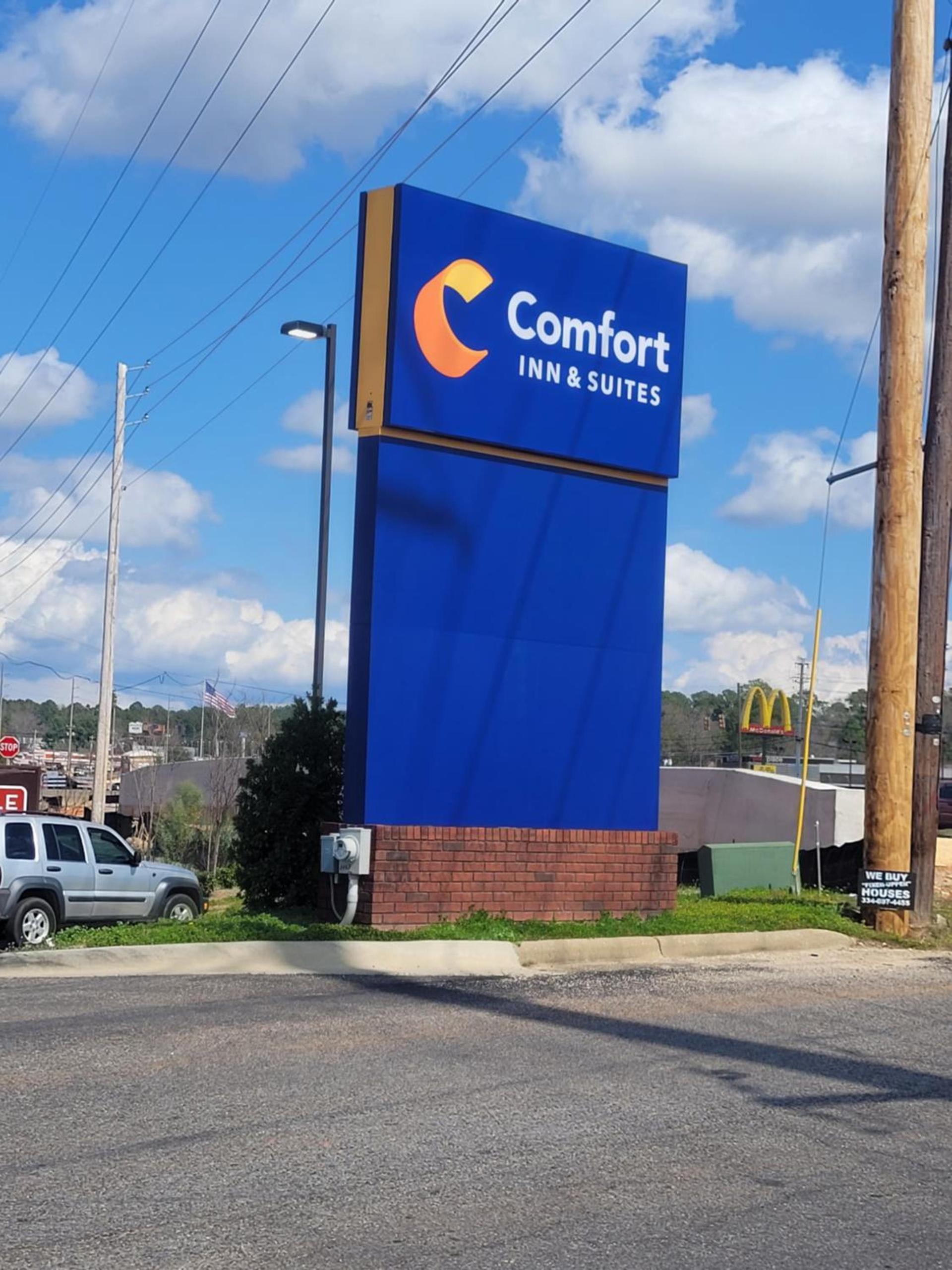 Comfort Inn & Suites Dothan Northside Plaza photo 2