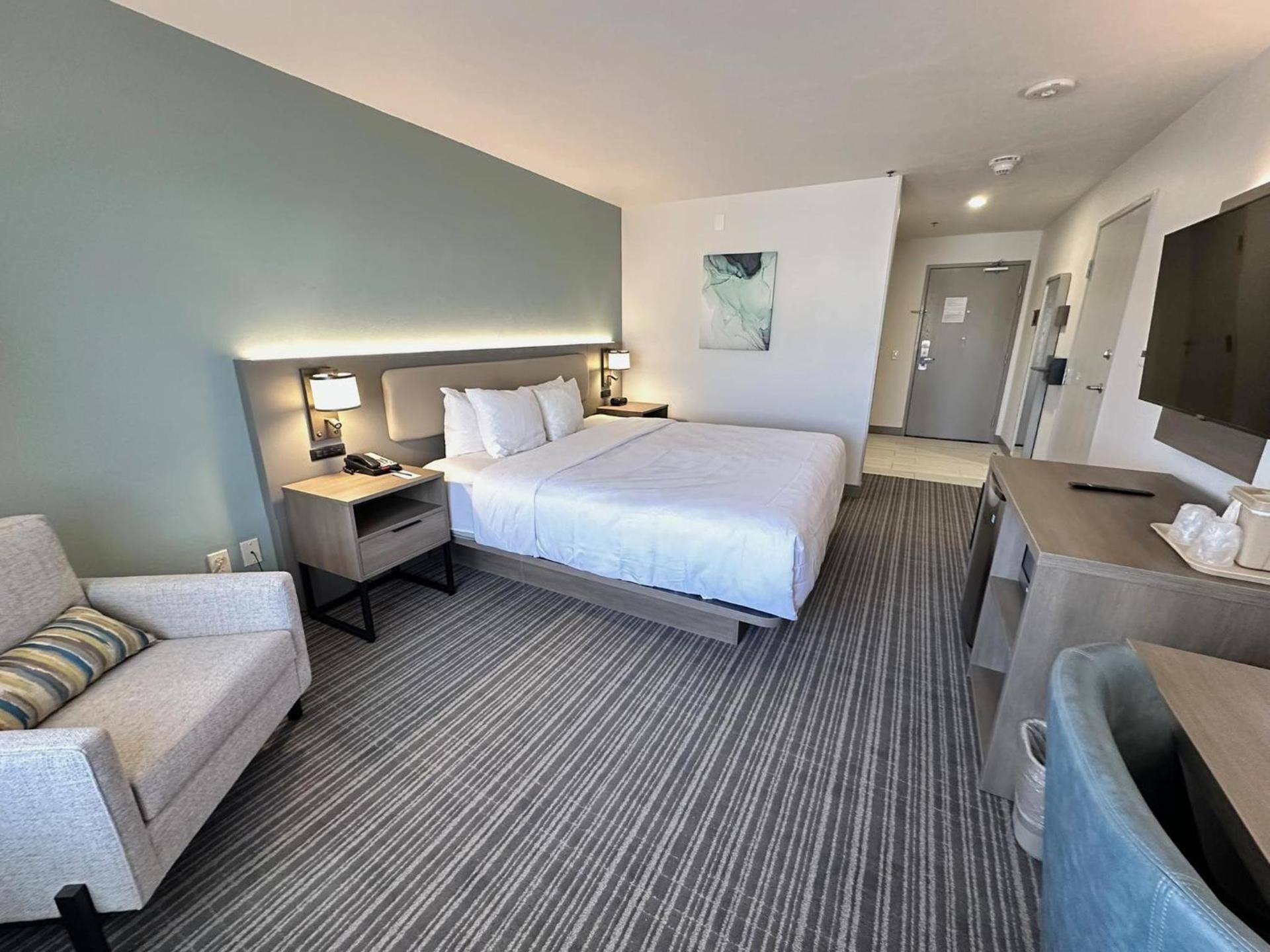 Comfort Suites at Tucson Mall photo 21