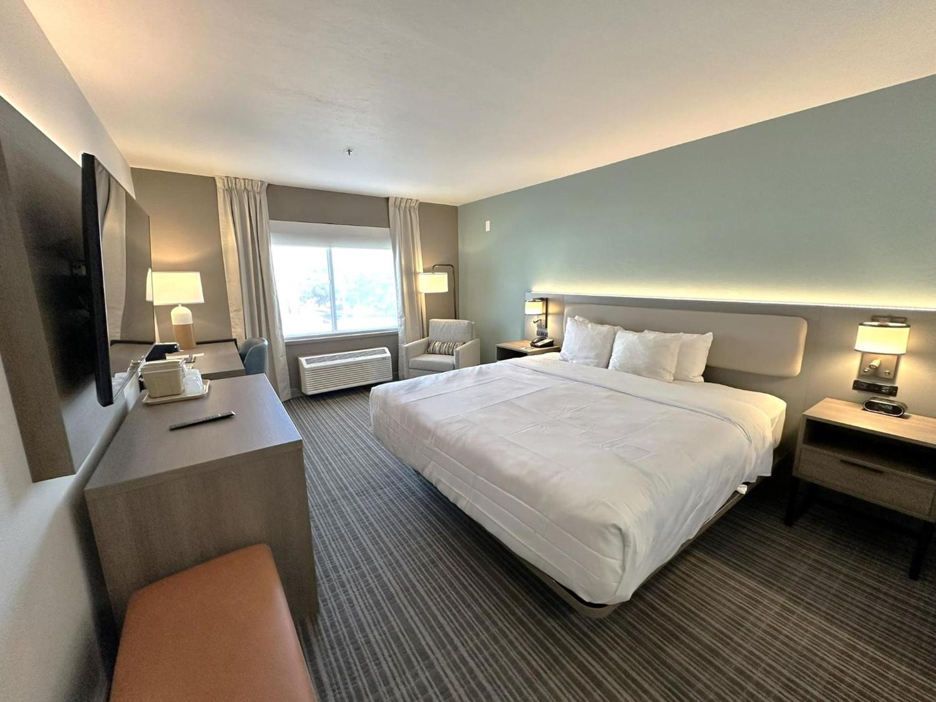 Comfort Suites at Tucson Mall photo 22
