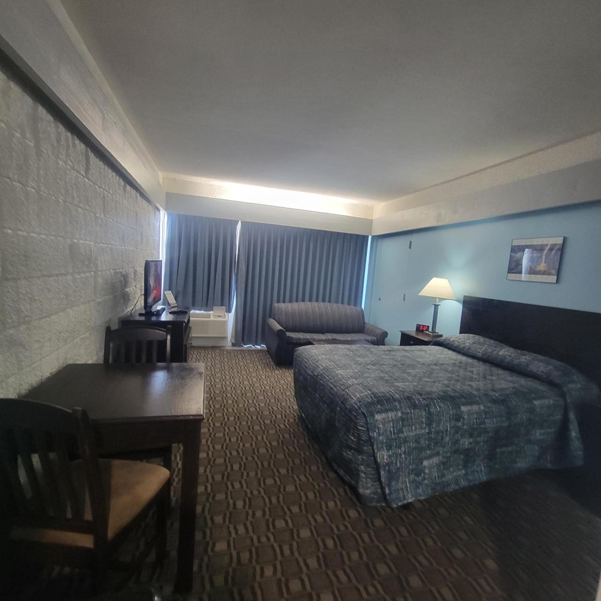 Padre South Hotel On The Beach photo 18