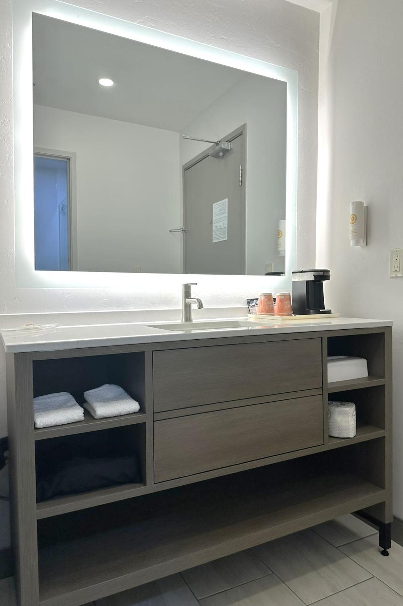 Comfort Suites at Tucson Mall photo 27