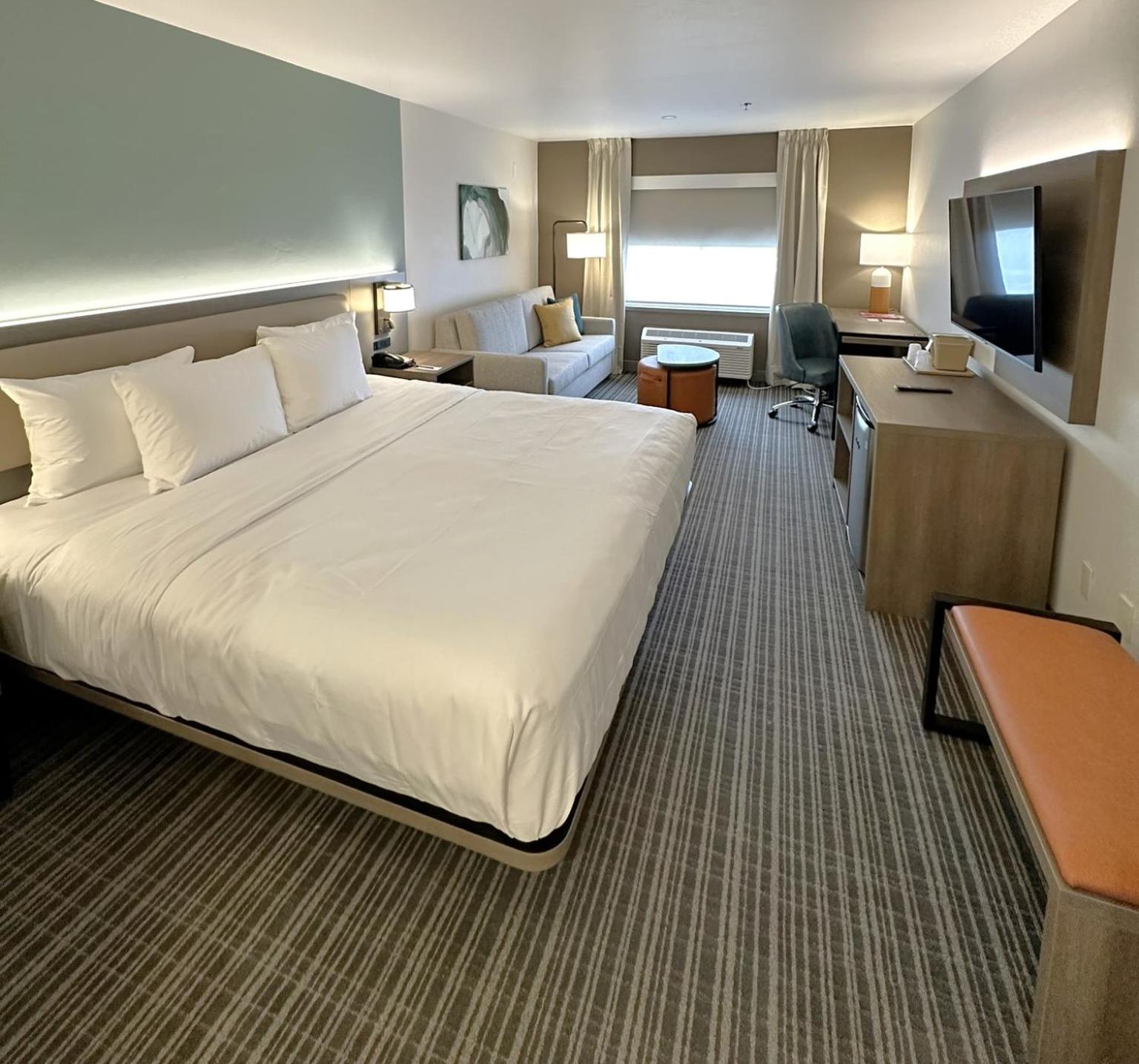 Comfort Suites at Tucson Mall photo 28
