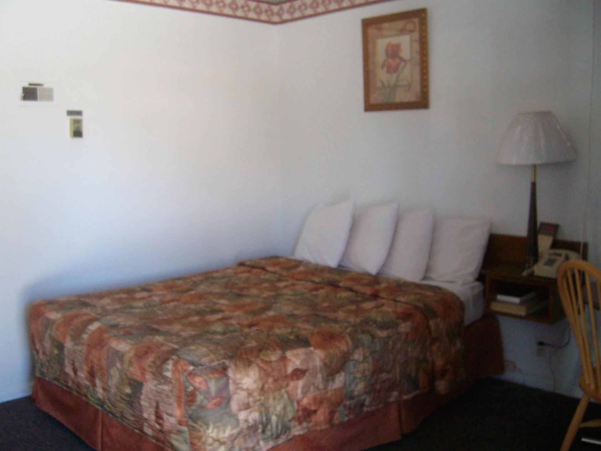 Western Motel Ranchester photo 6