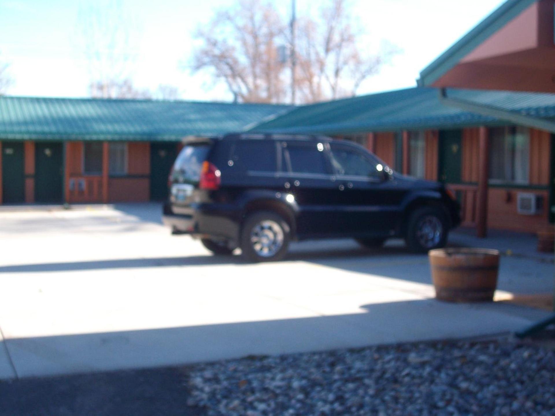 Western Motel Ranchester photo 3