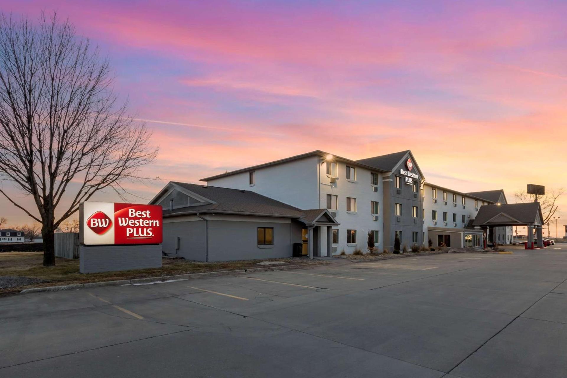 Best Western Plus Altoona Inn photo 8