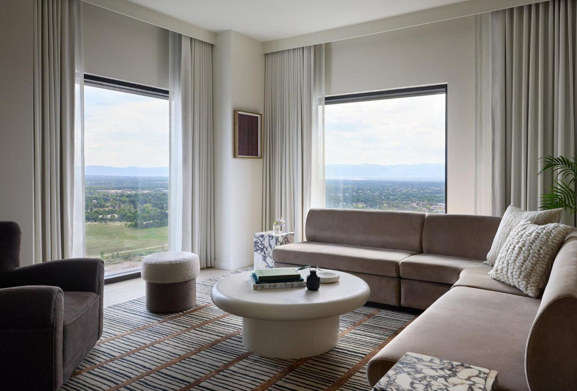 Kimpton Claret Hotel by IHG photo 69