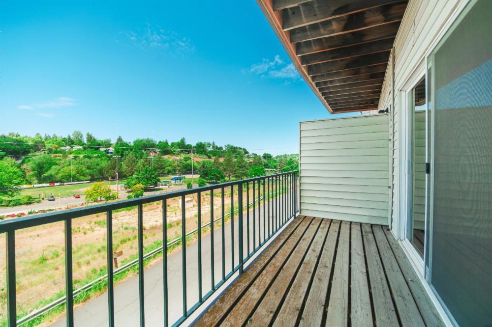 Pullman Garden Inn photo 12