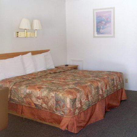 Western Motel Ranchester photo 10