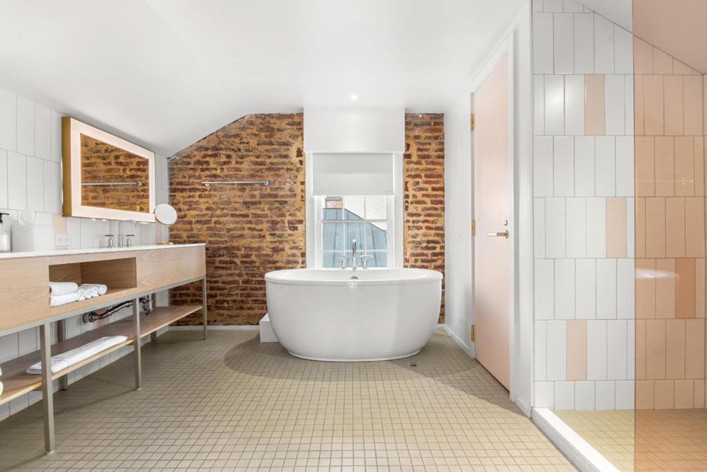 The Doyle Hotel photo 61