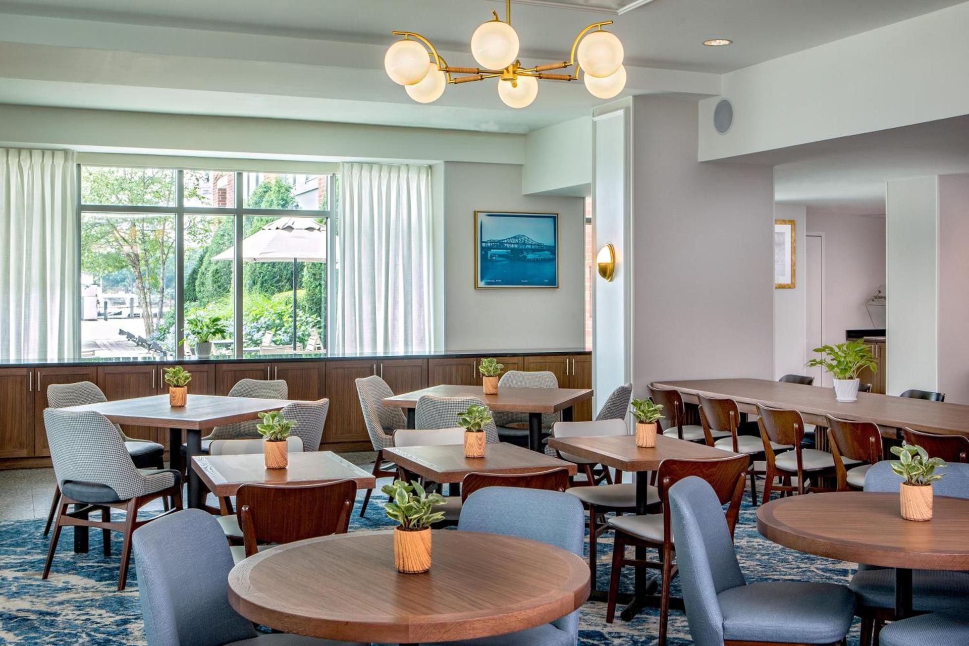 Residence Inn by Marriott Boston Harbor on Tudor Wharf photo 10