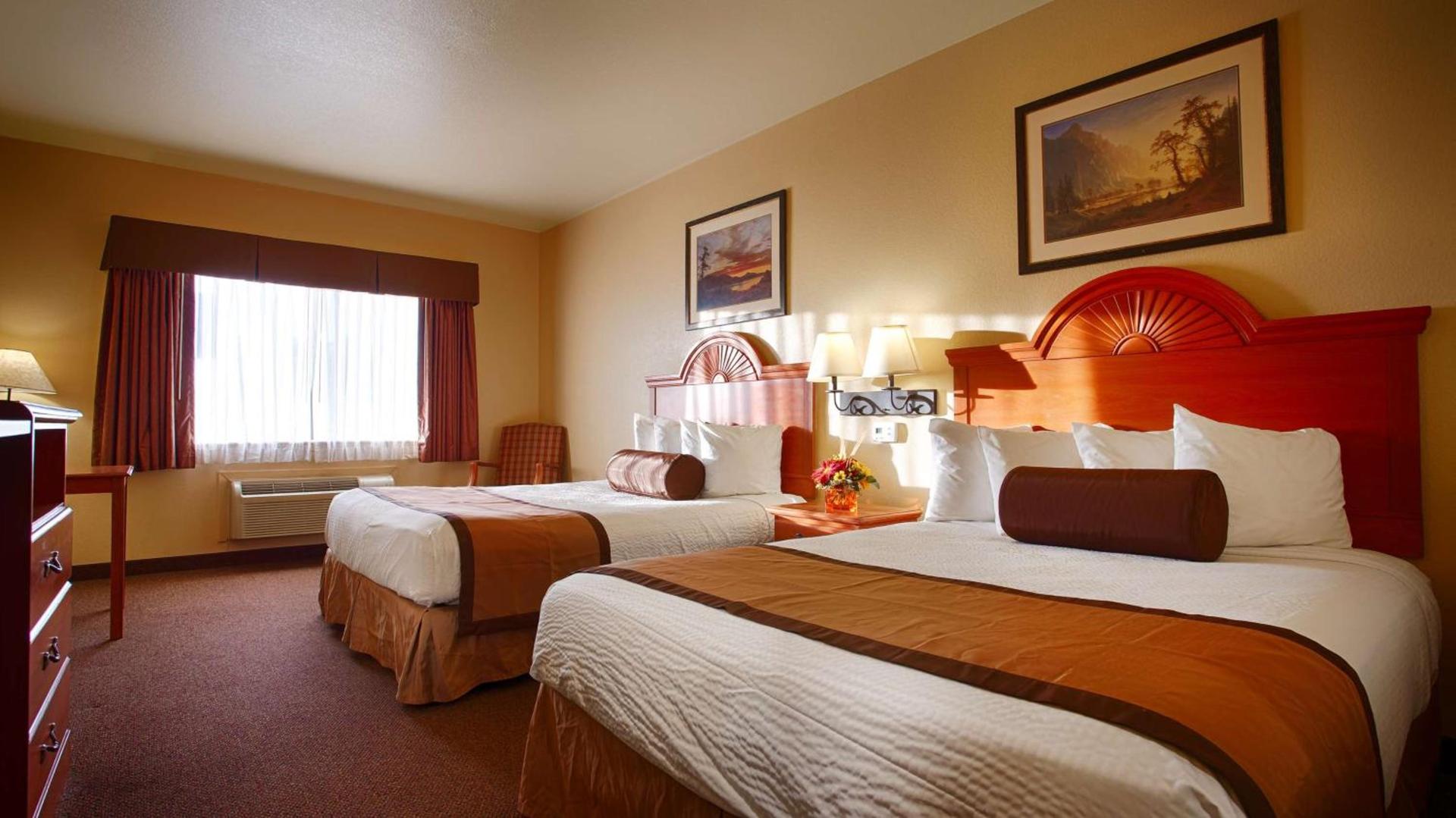 Best Western Plus Graham Inn photo 16