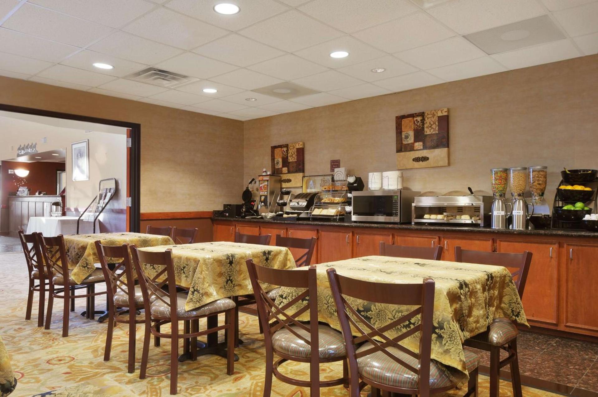 Best Western Plus Graham Inn photo 15