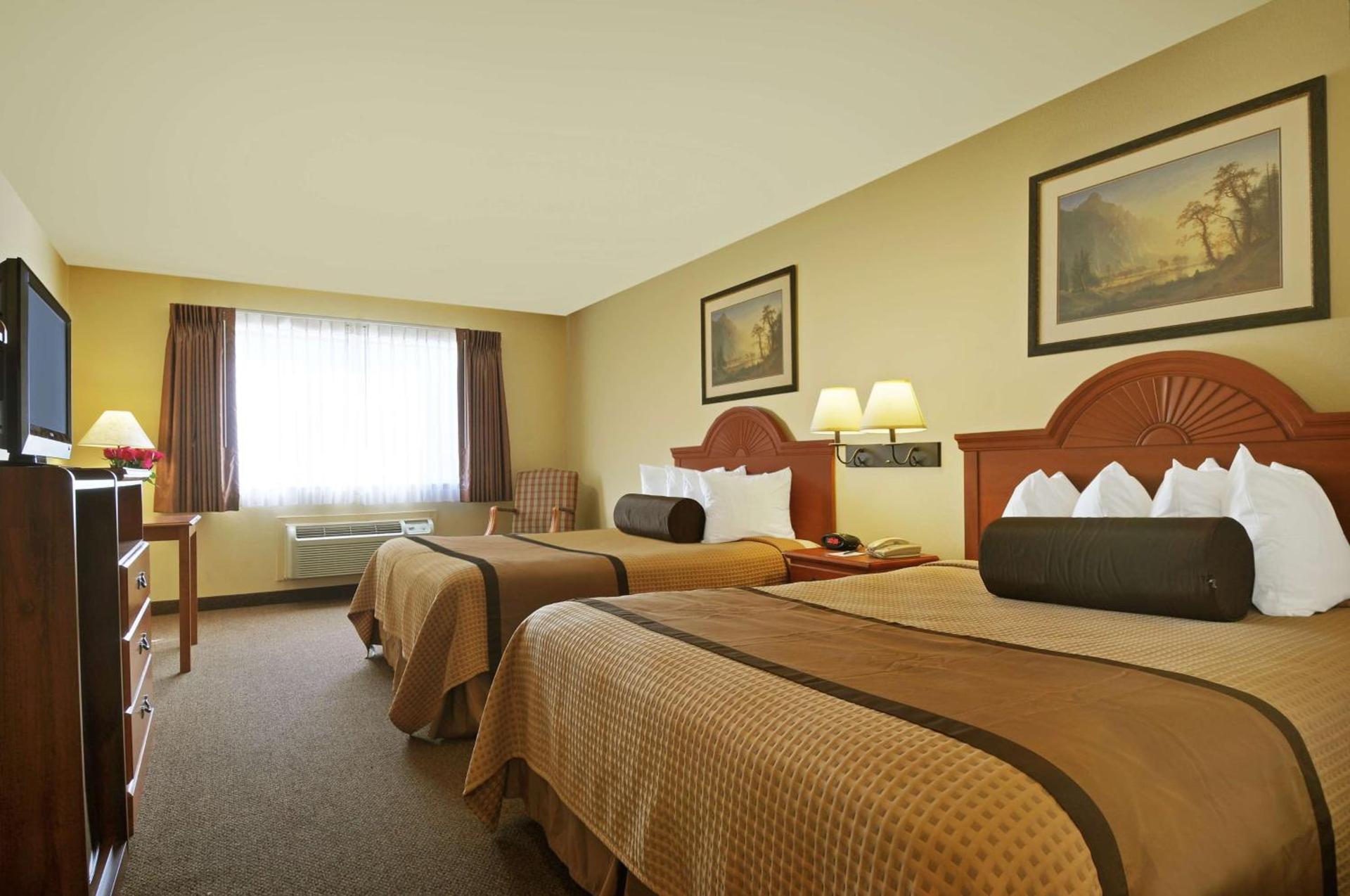 Best Western Plus Graham Inn photo 7