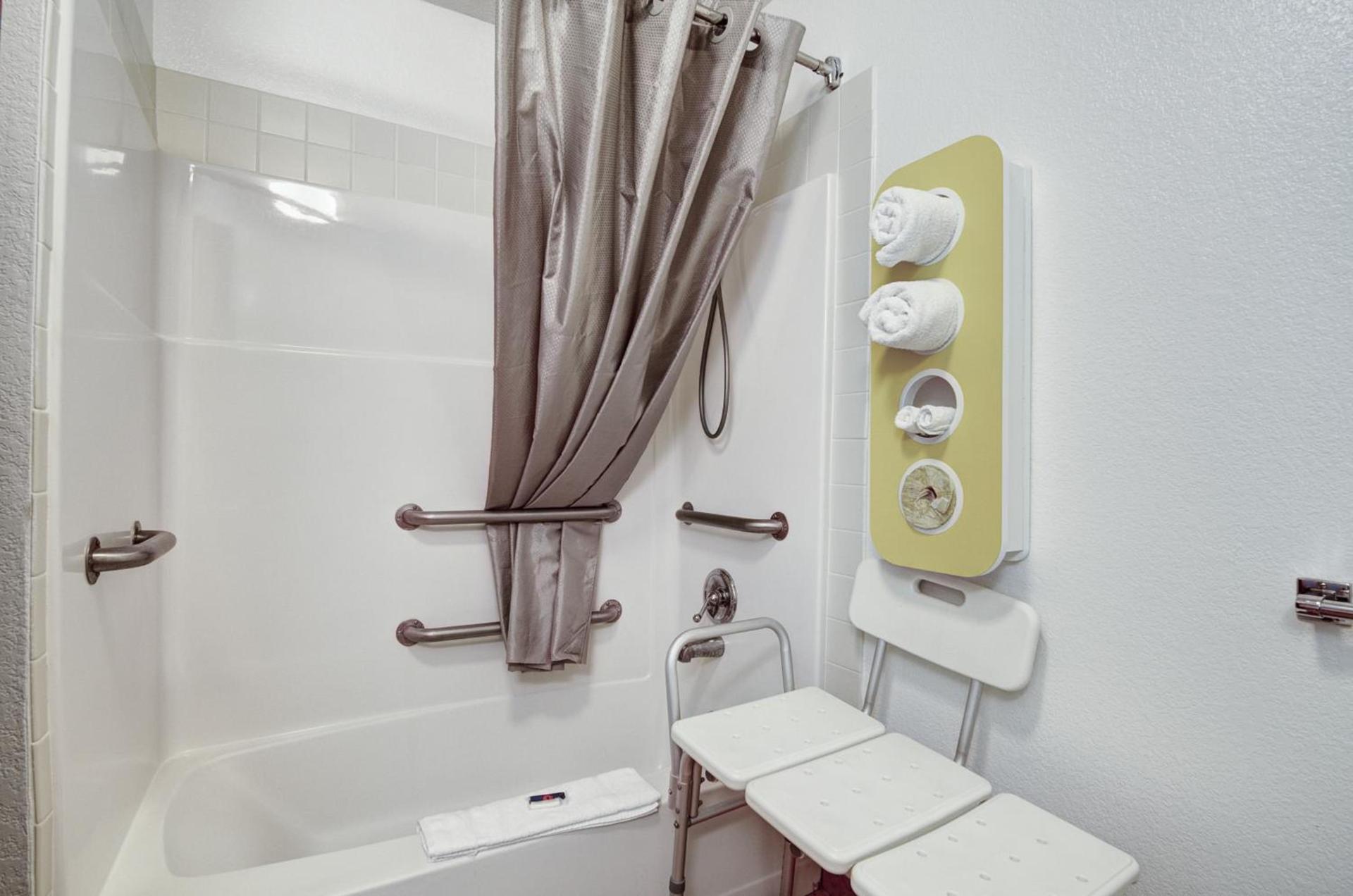 Motel 6-Colby, KS photo 27