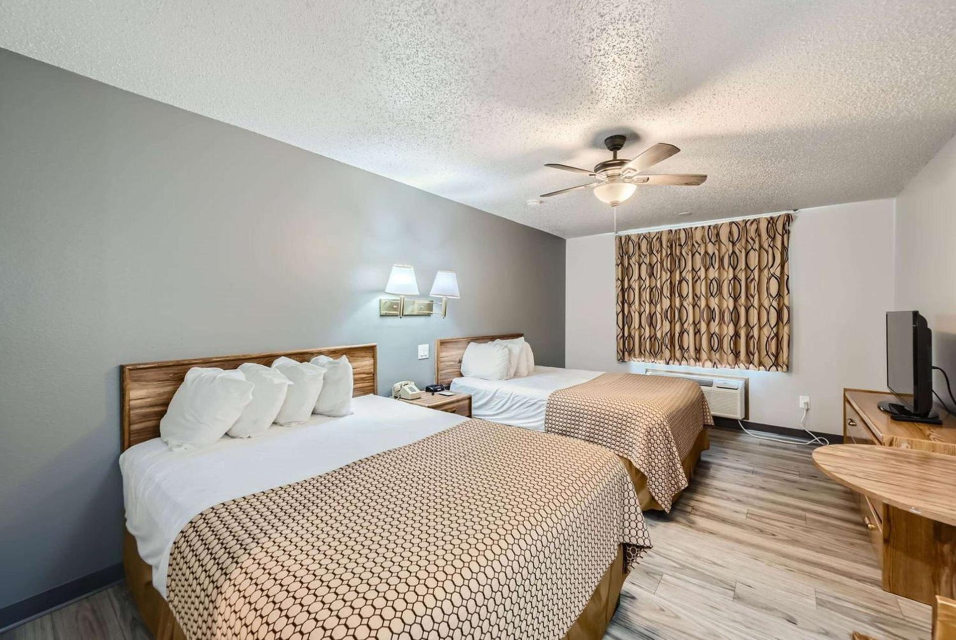 Travelodge by Wyndham Longmont photo 19